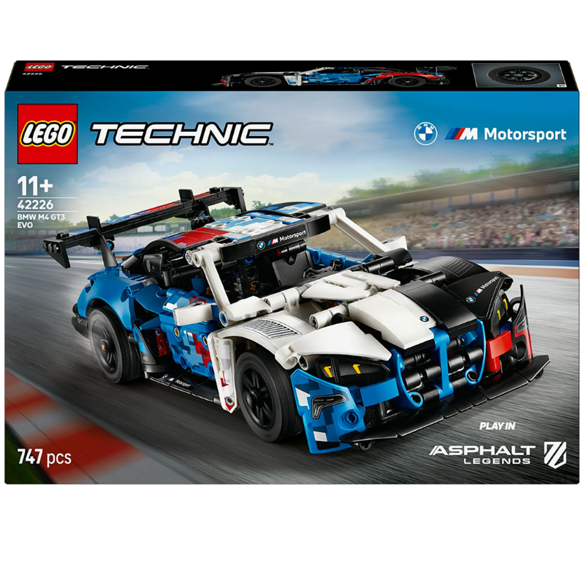 Niebiesko-biały samochód wyścigowy LEGO Technic BMW M4 GT3 na torze wyścigowym.