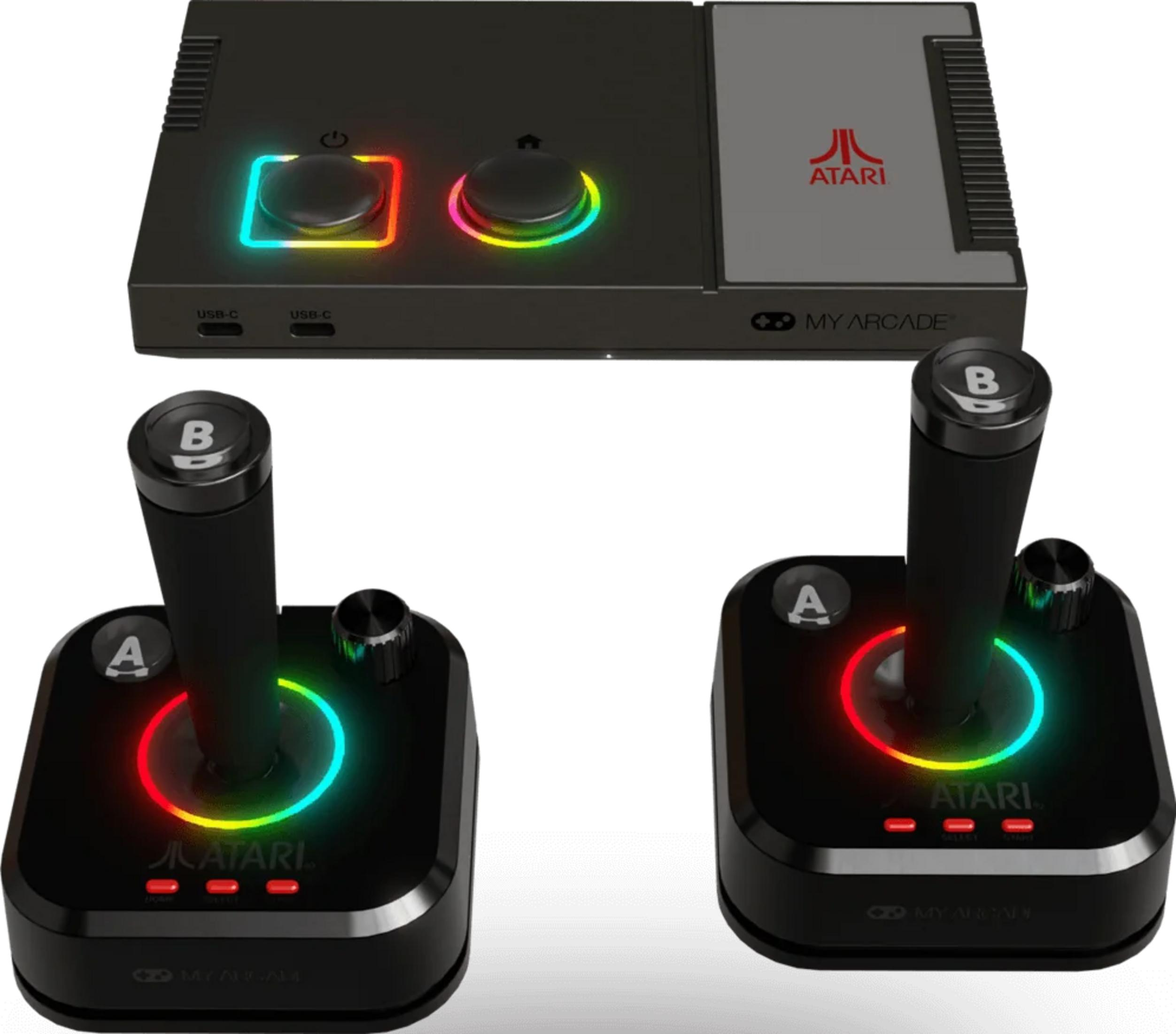 Un sistema retro de juegos Atari negro con dos joysticks. Luces LED coloridas.