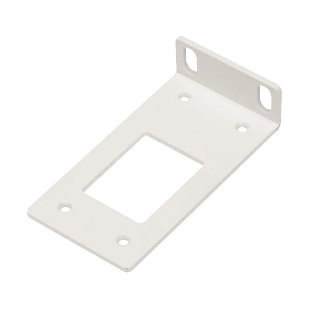 Biały metalowy wspornik z prostokątnym wycięciem i otworami montażowymi.