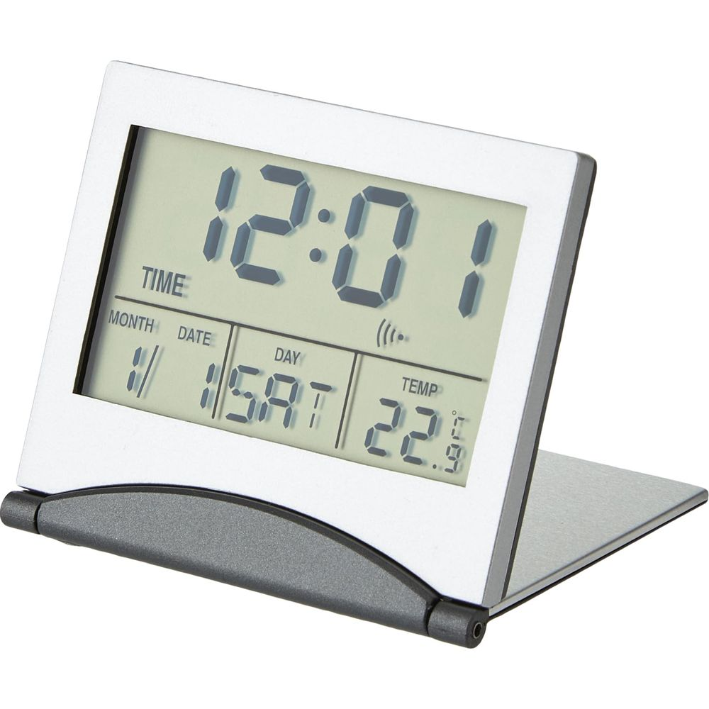 Digitaluhr zeigt 12:01 Uhr, 1. Monat, 1. Tag, Samstag, 22,9 Grad.