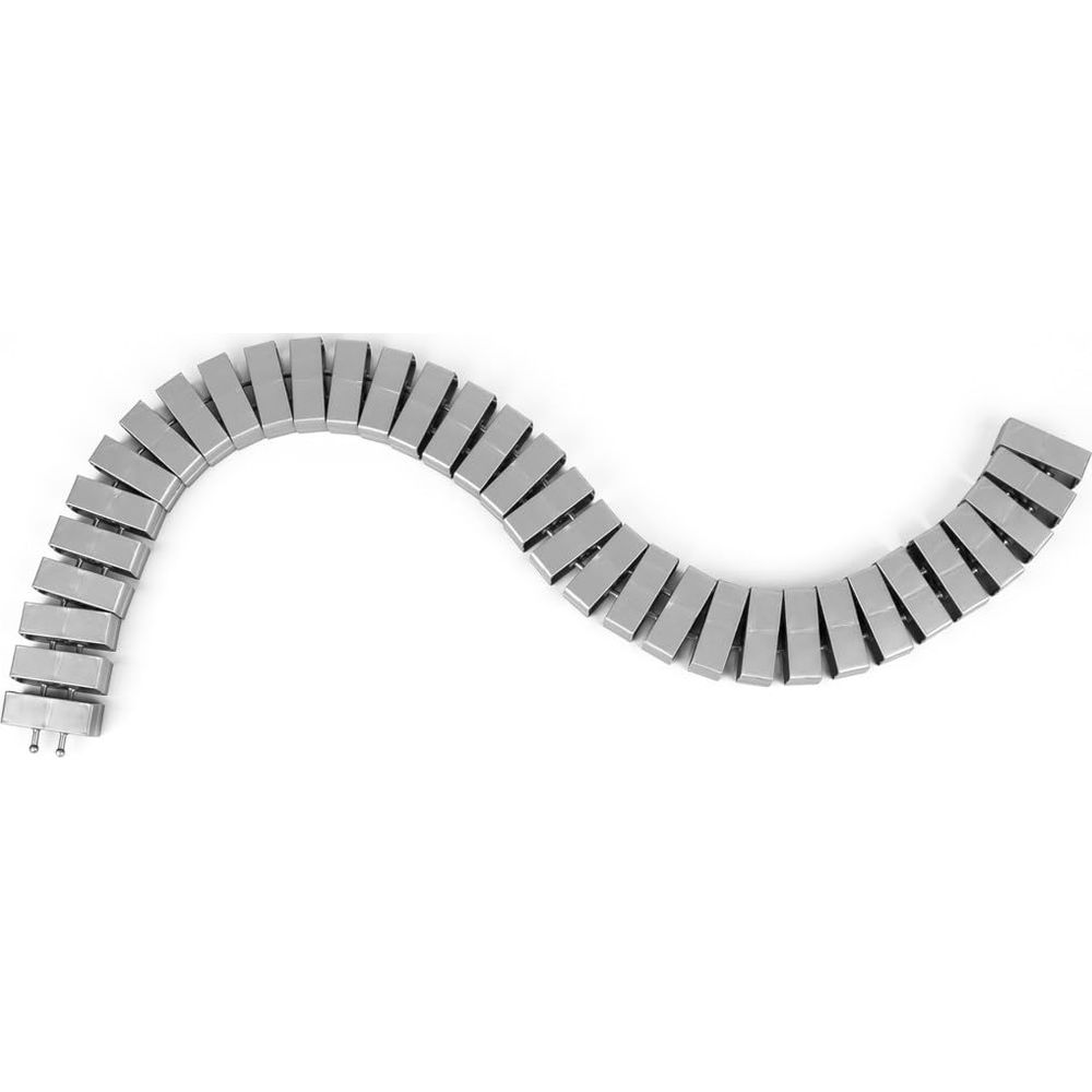 Un sistema flessibile per la gestione dei cavi, argentato, che si snoda come un serpente.