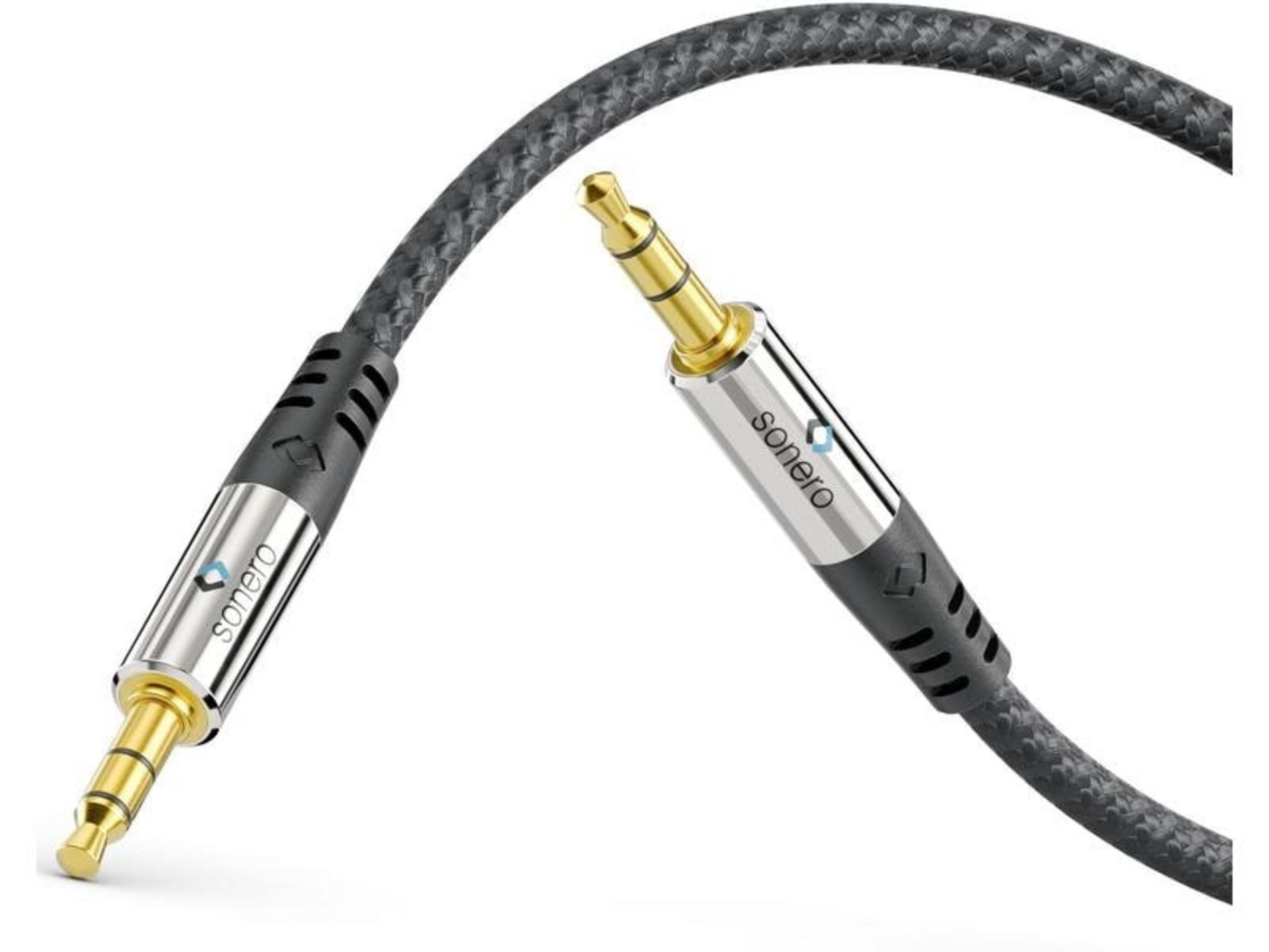 Un cavo nero con due connettori dorati da 3,5 mm, etichettato Sonero.
