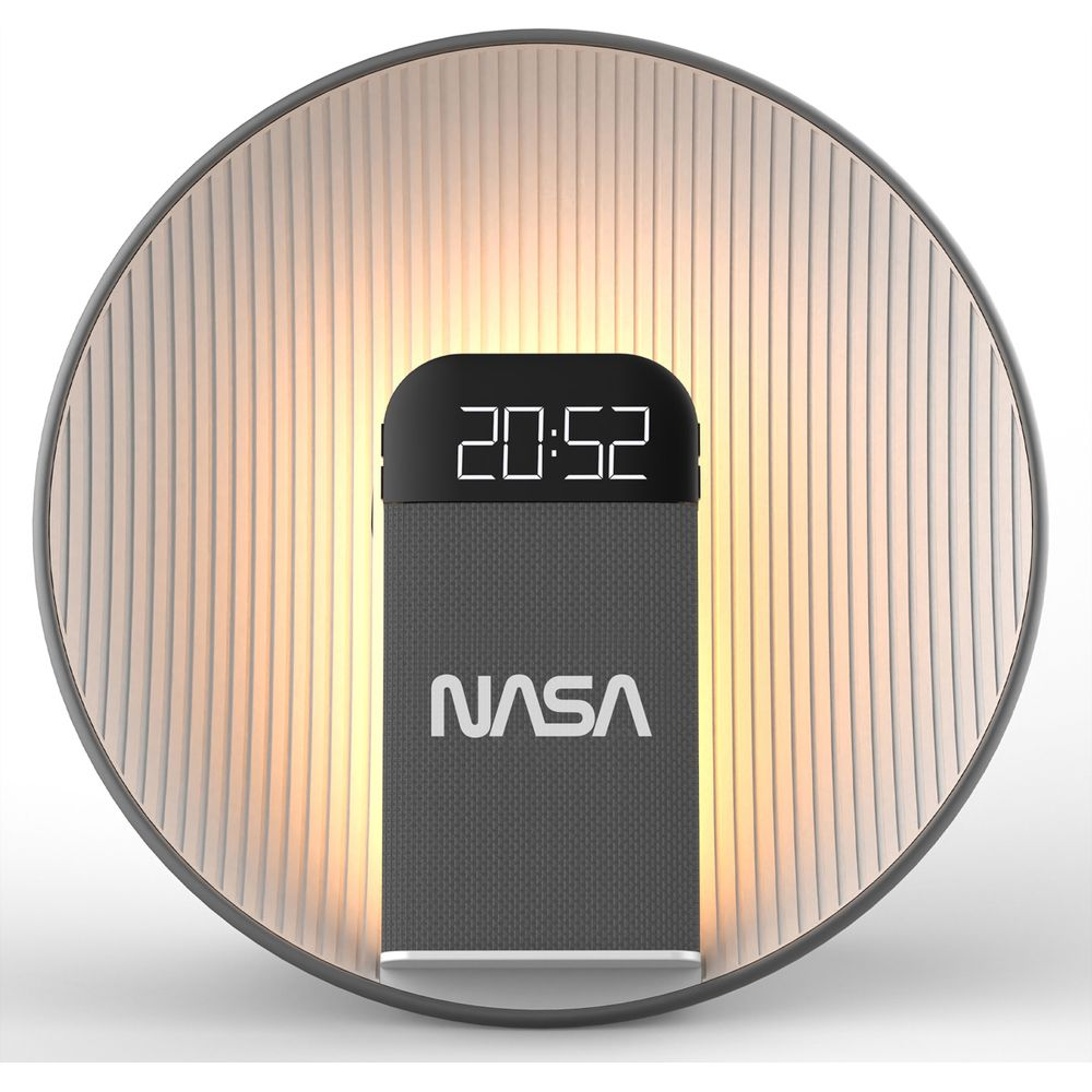 Okrągły, podświetlany głośnik z logo NASA i cyfrowym zegarem (20:52).