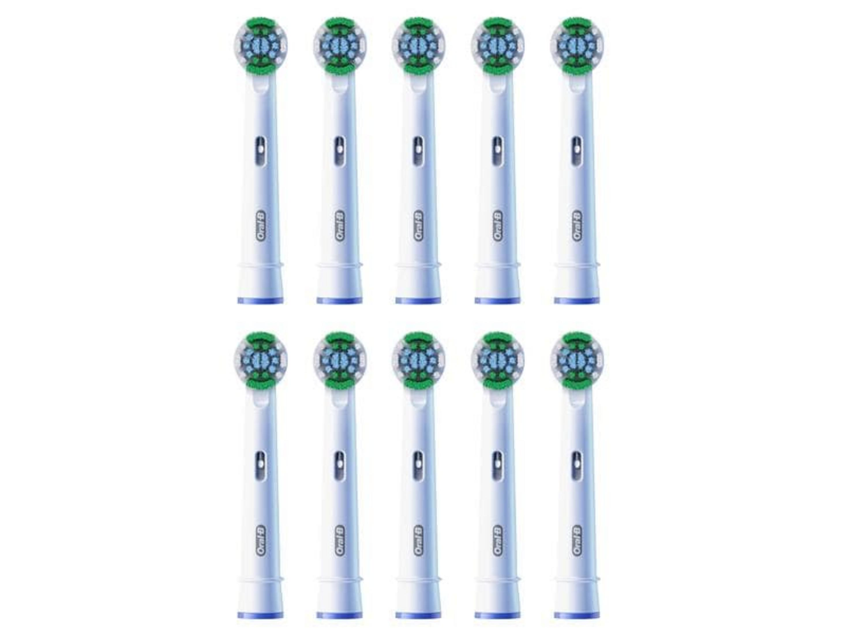 Dieci testine Oral-B bianche con setole blu e verdi, su sfondo bianco.