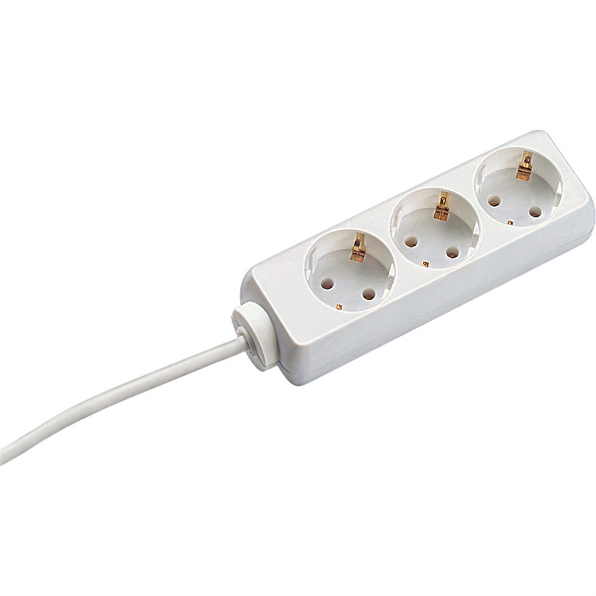 Ein weißer Mehrfachsteckdosenadapter mit drei Steckplätzen und einem weißen Kabel.