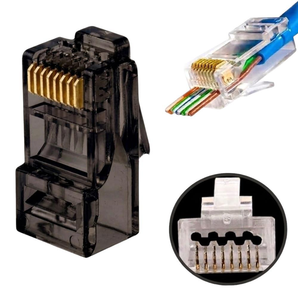 Ethernet konektörleri, bazıları şeffaf teller gösteriyor, biri dumanlı yarı saydam.