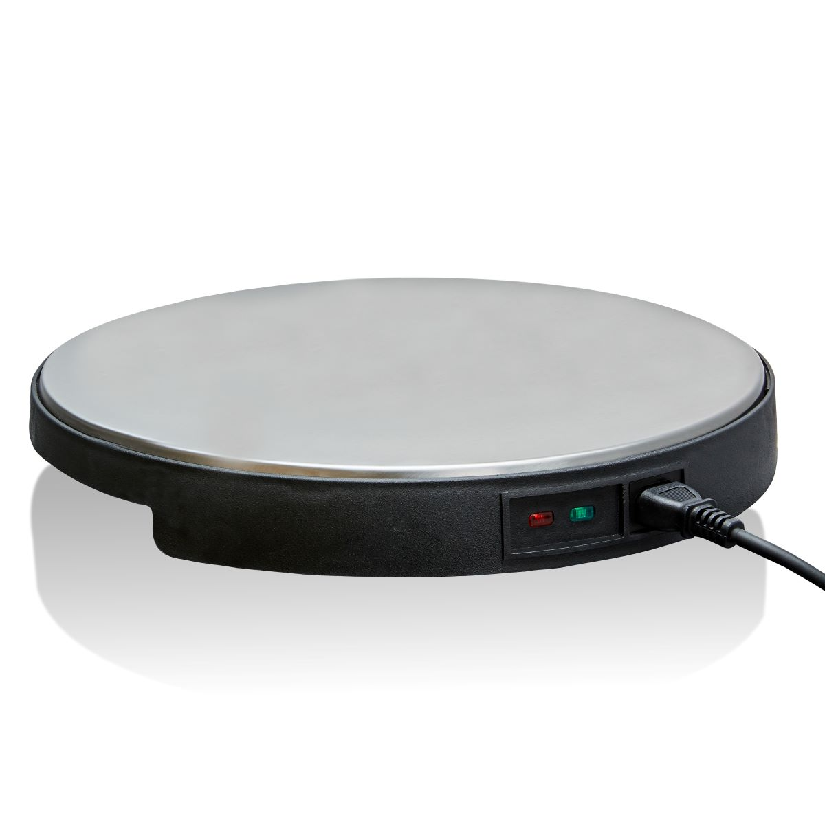 Eine elektrische Crêpe-Maschine mit silberner Kochfläche und schwarzem Gehäuse.