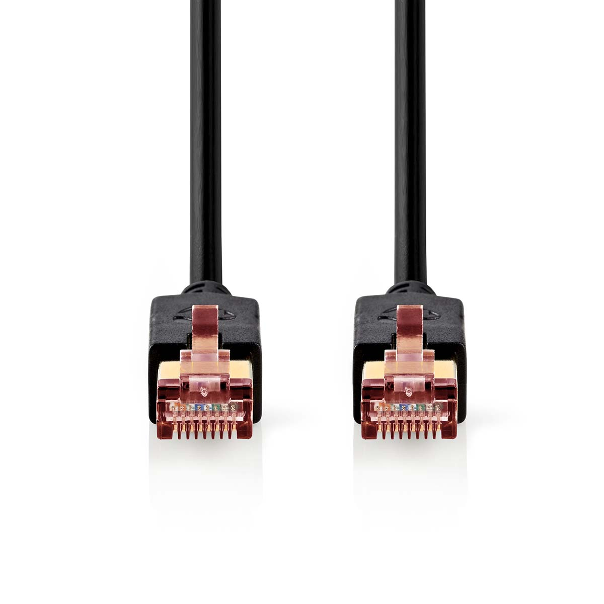 Twee zwarte netwerkkabels met RJ45-connectoren en transparante behuizing.