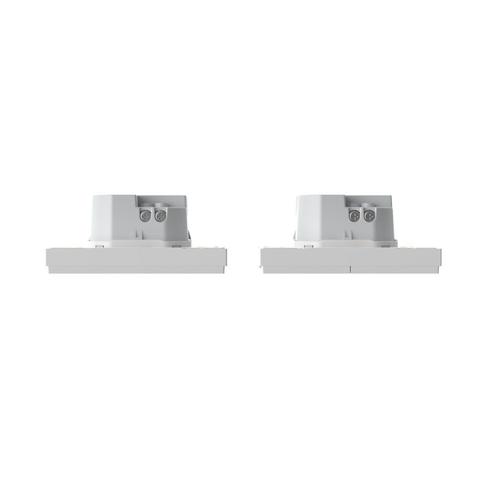 Dos enchufes eléctricos blancos con insertos grises, uno al lado del otro.