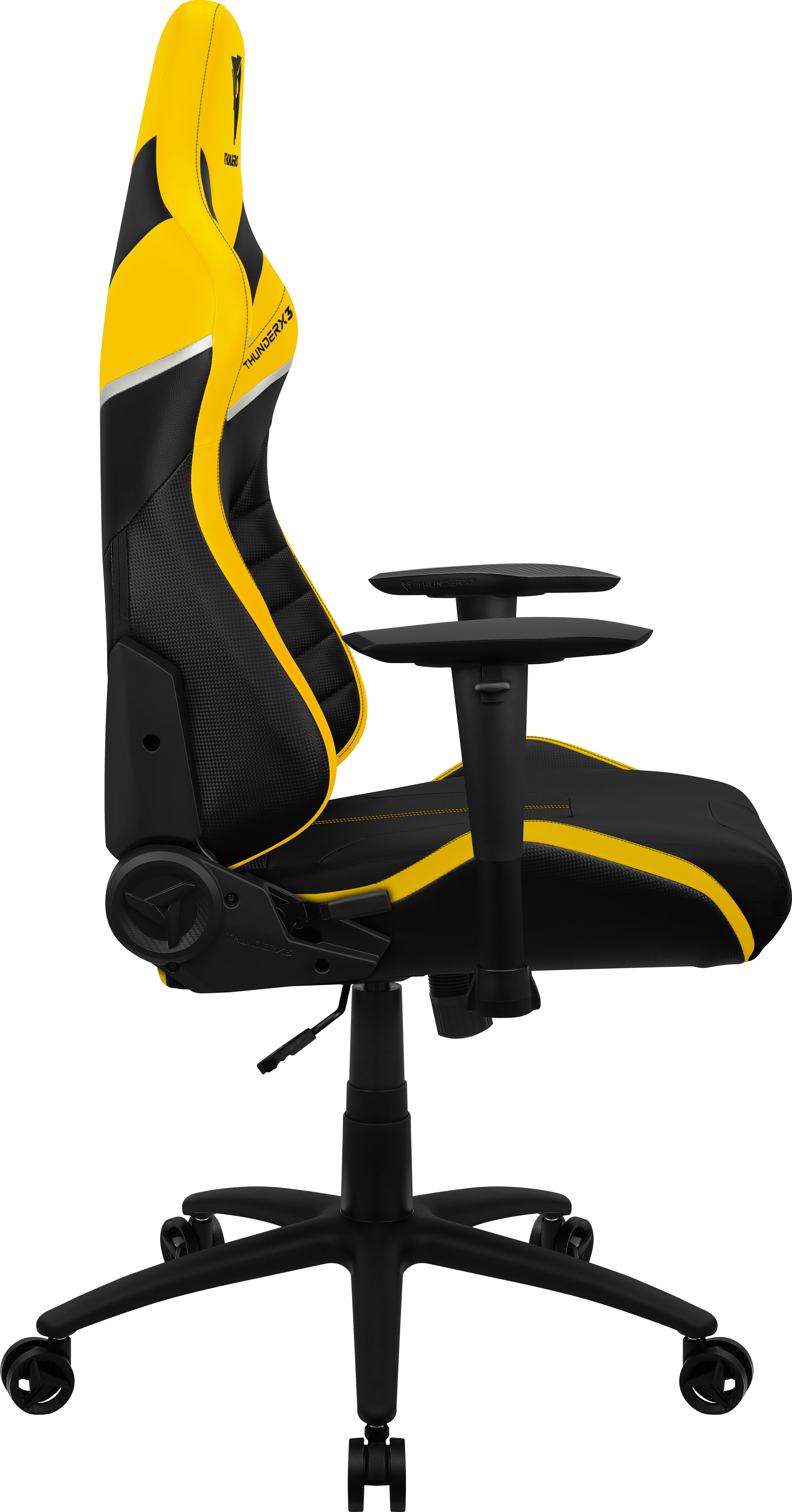 Een zwart-gele gamestoel met THUNDERX3-logo.