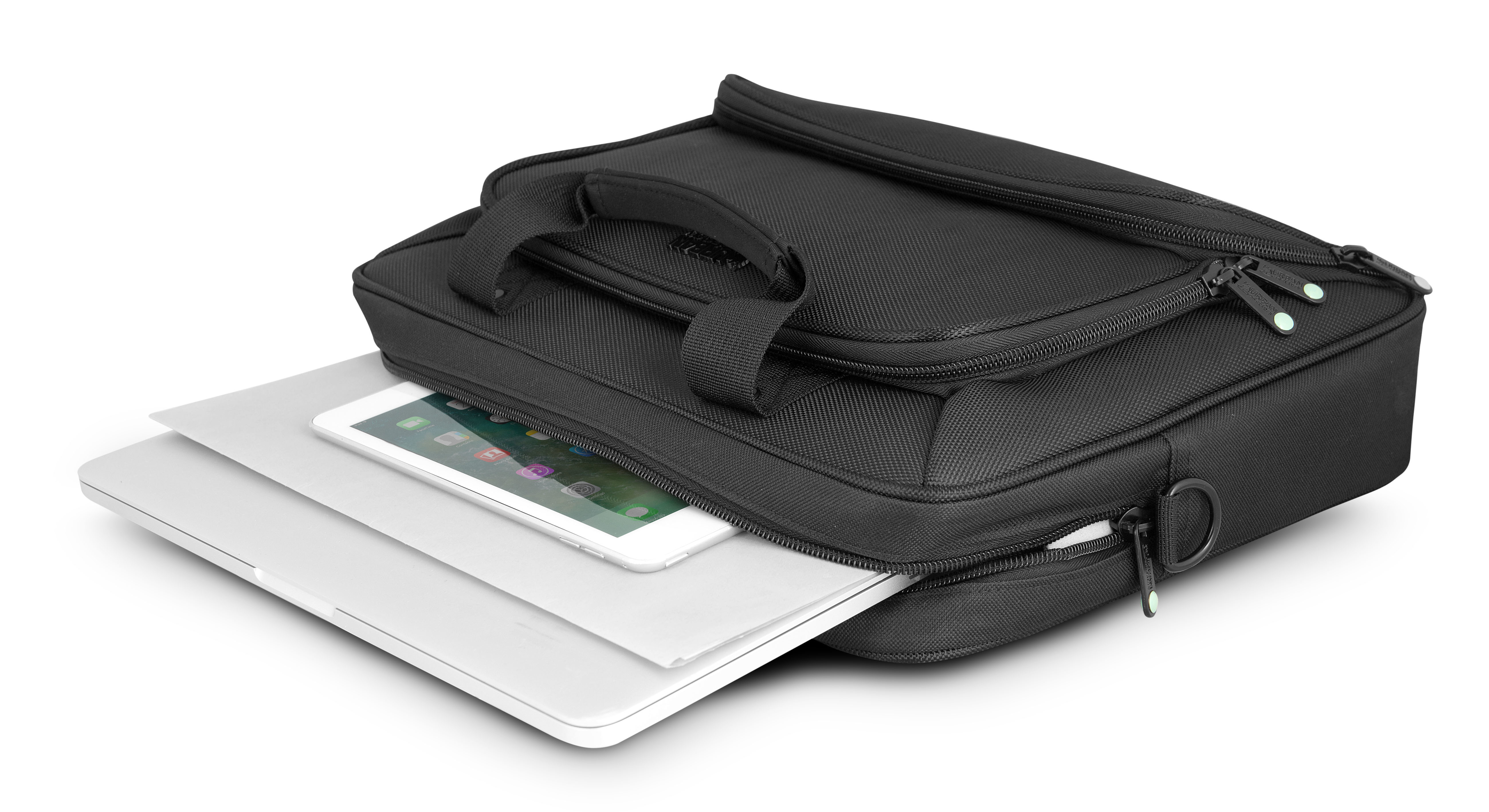 Schwarze Laptoptasche mit offenem Fach, darin ein Laptop und ein Tablet.