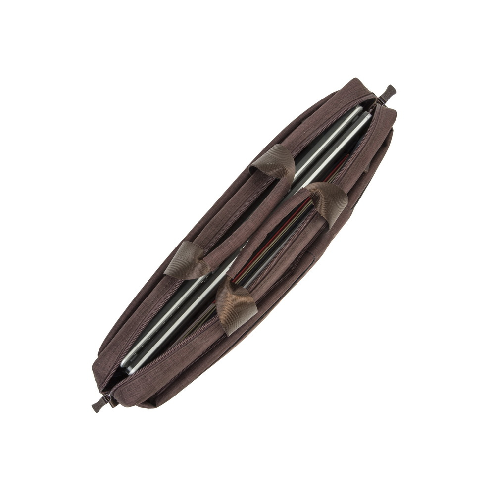Sac marron avec plusieurs ordinateurs portables ou tablettes à l'intérieur.
