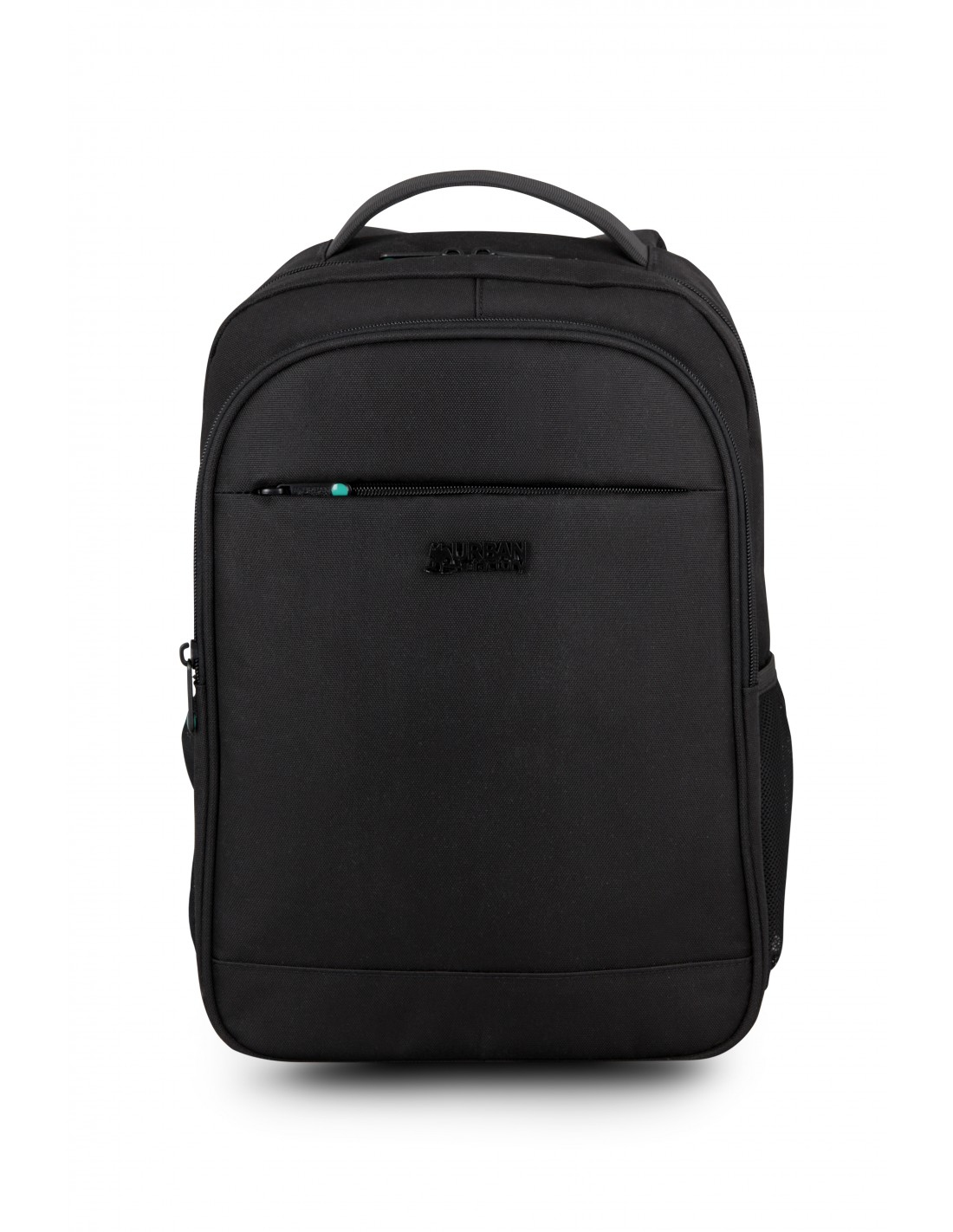 Schwarzer Rucksack mit Reißverschluss und Logo auf weißem Hintergrund.