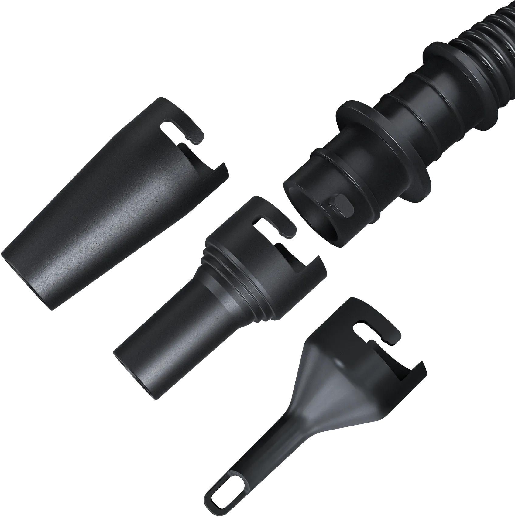 Czarne plastikowe akcesoria do odkurzacza. Trzy dysze i koniec węża na białym tle.