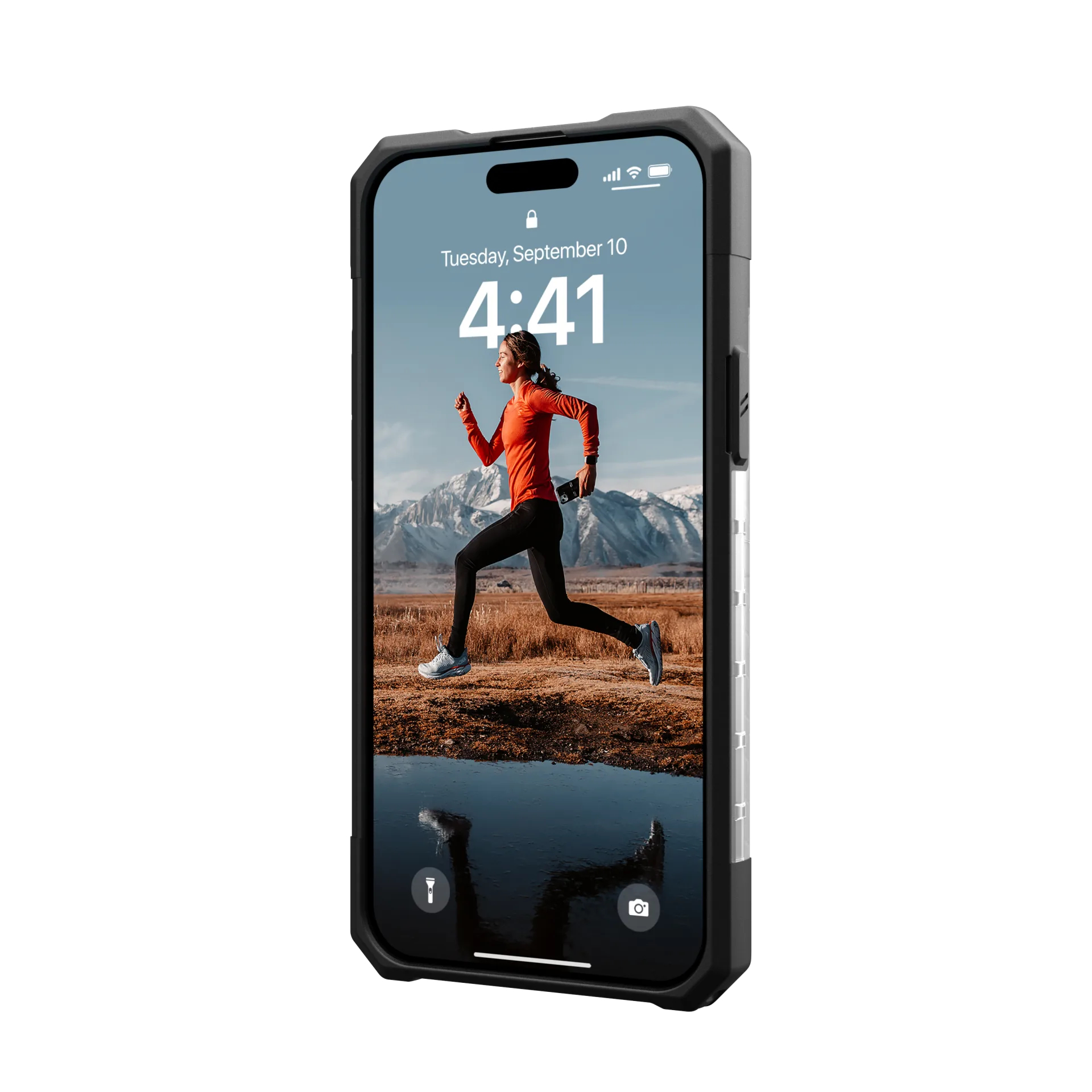 Uno smartphone mostra un corridore davanti a montagne innevate. Ora: 4:41.