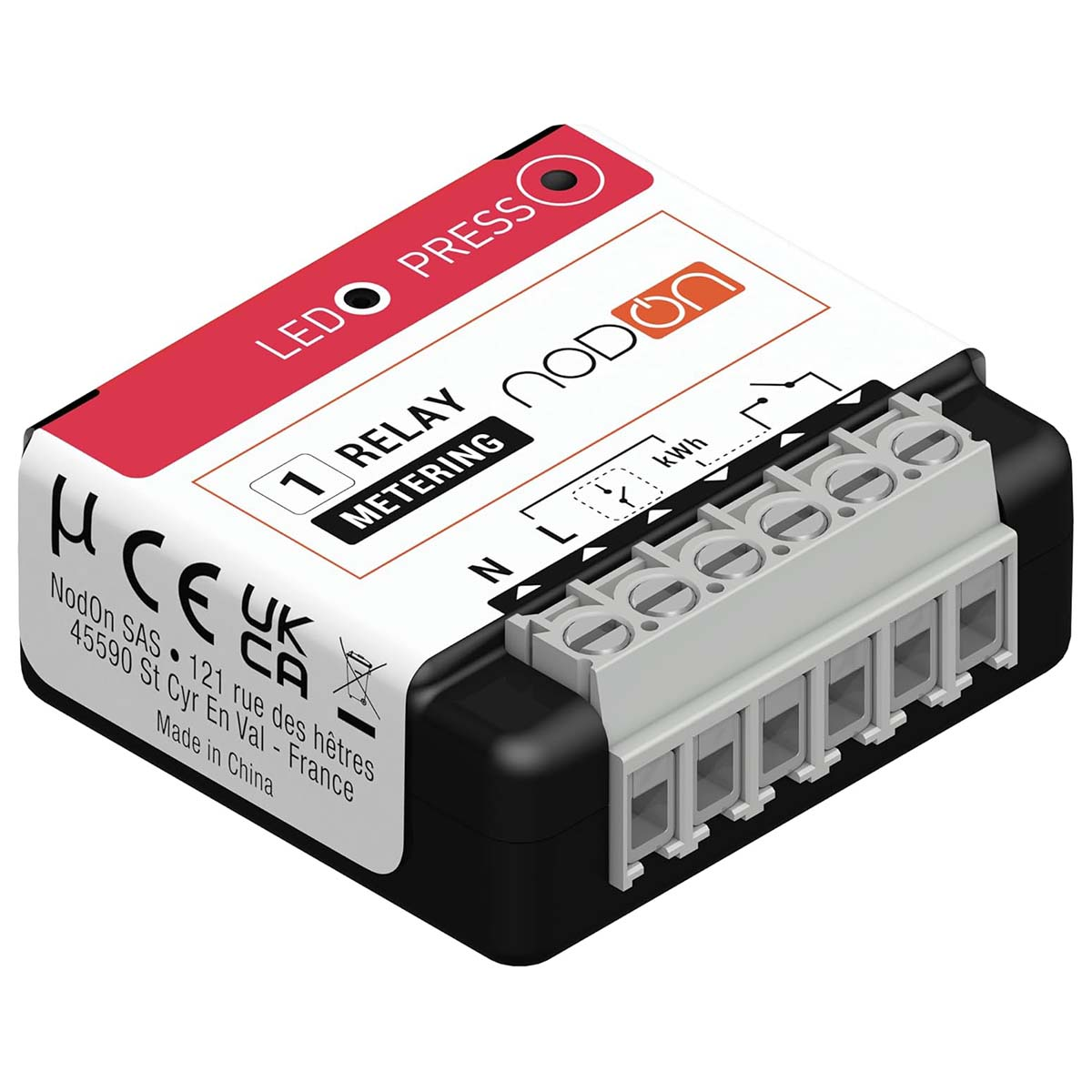 Relè elettrico bianco e nero con etichetta rossa, marcato 1 RELAY METERING. Connettori sul lato.