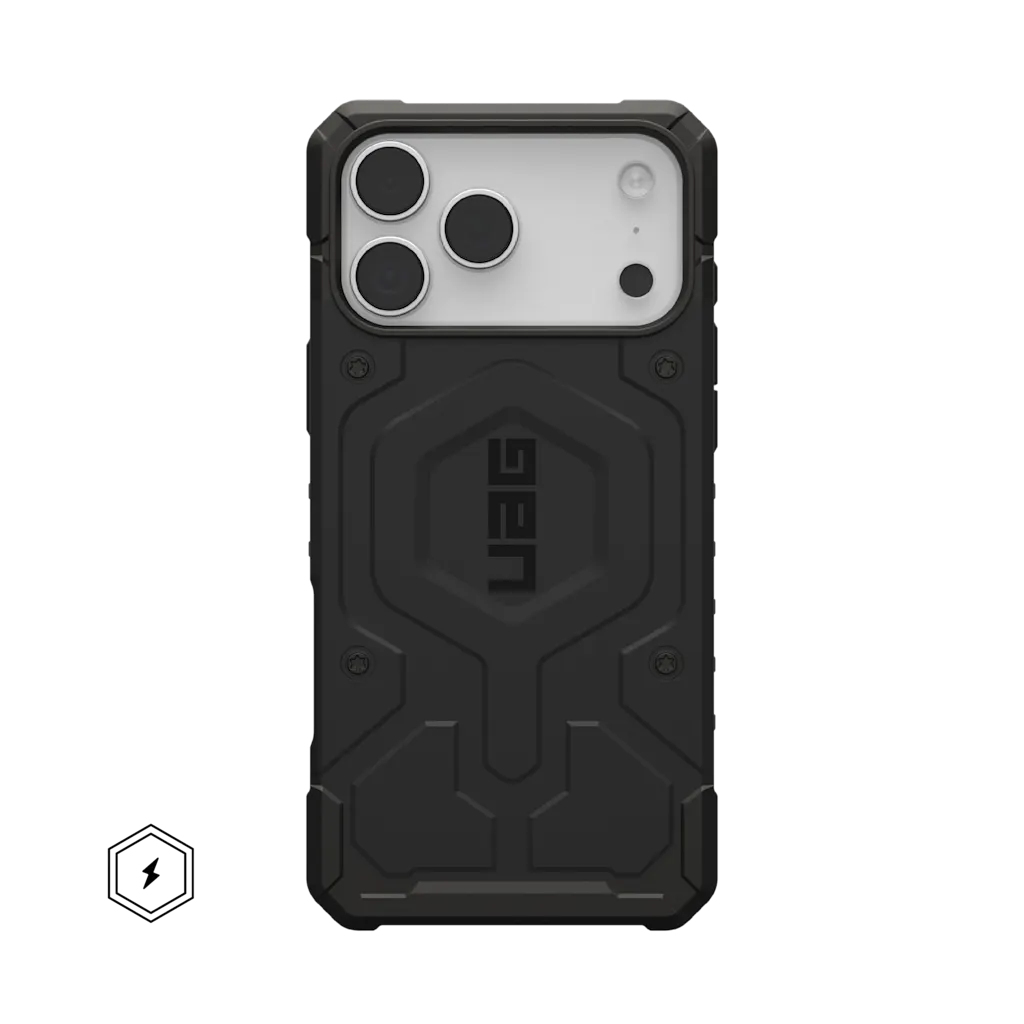 Schwarze robuste Handyhülle mit drei Kameras und dem UAG-Logo.