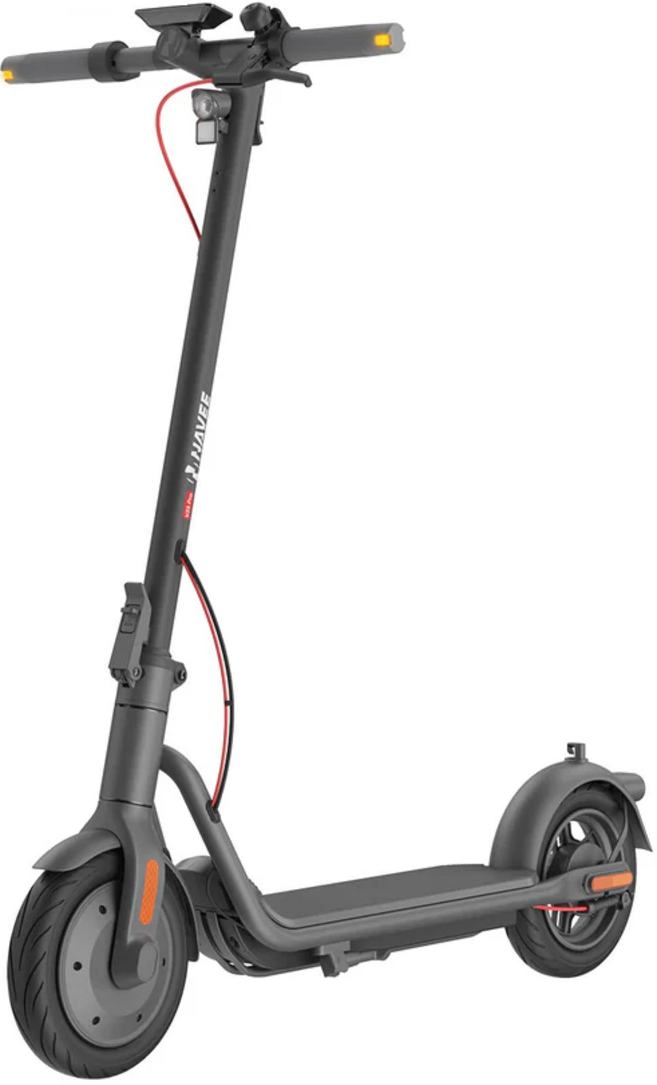 Ein dunkelgrauer Elektroroller mit orangen Reflektoren und rotem Kabel.