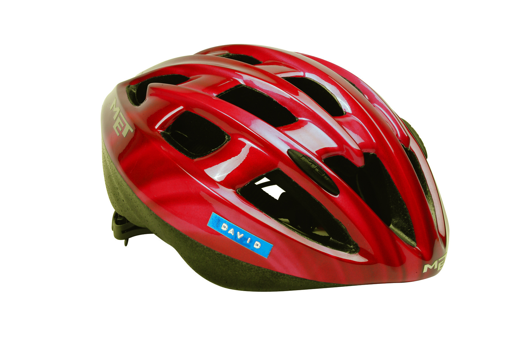 Casco da bicicletta rosso con prese d'aria e nome 'David'.