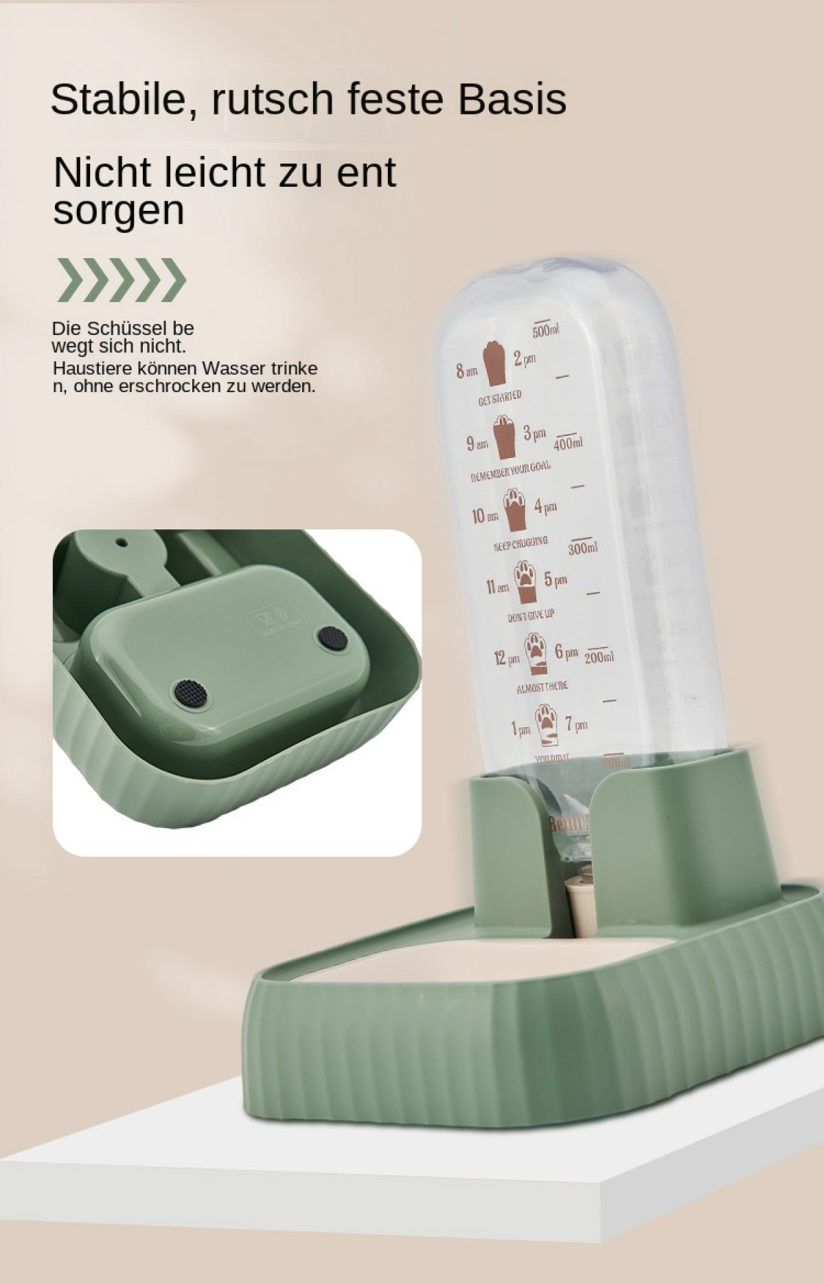 Ein grüner automatischer Haustier-Wasserspender mit Zeitplan auf der Flasche.