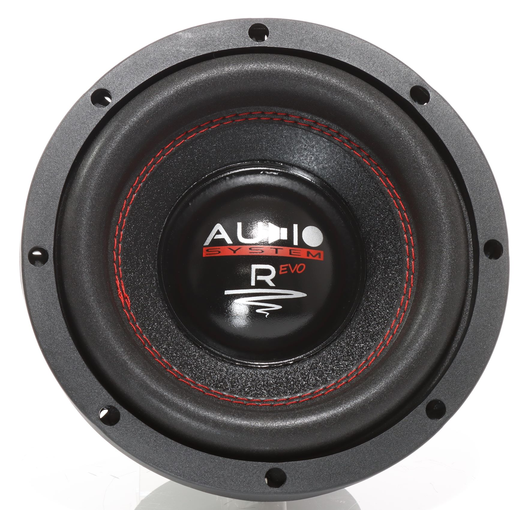Schwarzer Lautsprecher mit roter Naht und Logo "AUDIO SYSTEM REVO".
