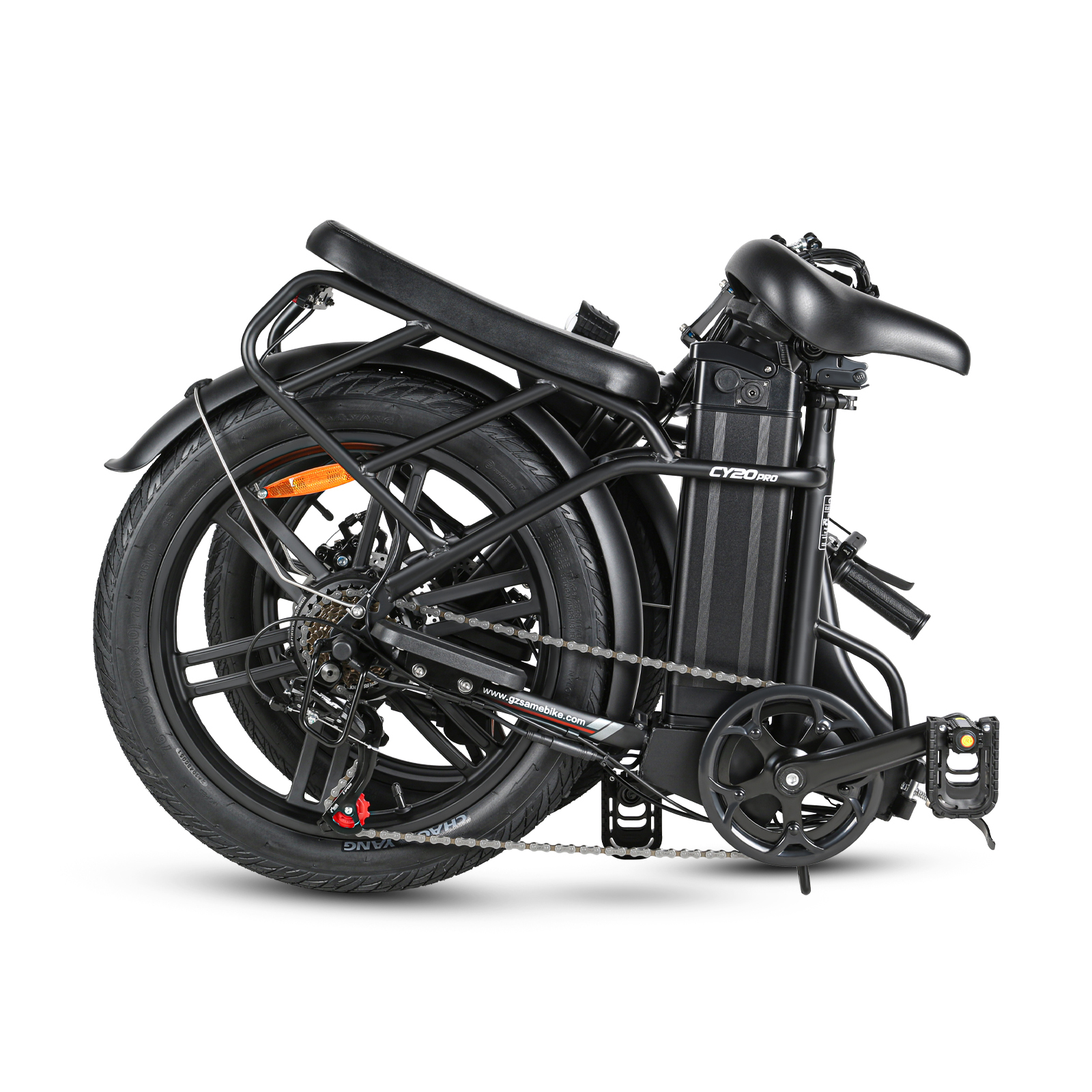 Czarny składany rower elektryczny z bagażnikiem i baterią.