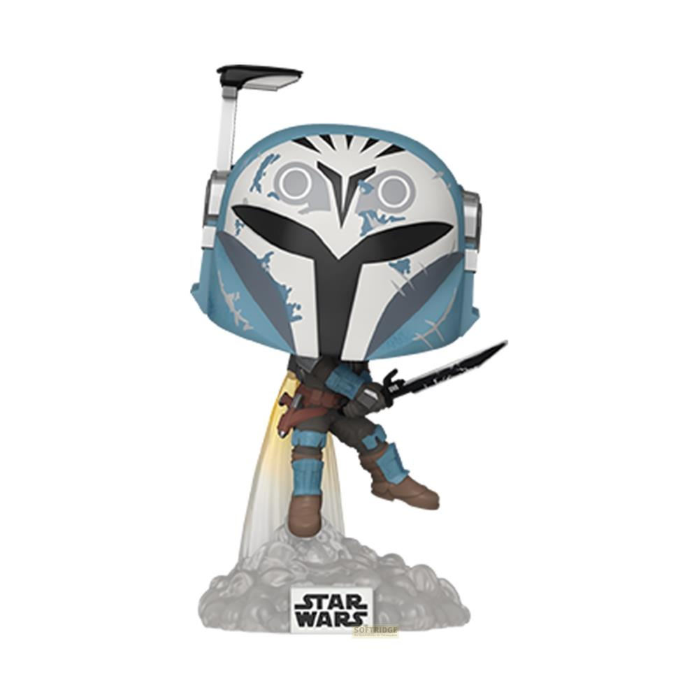 Ein Star Wars Funko Pop von Mandalorianer mit Schwert auf einem Sockel.