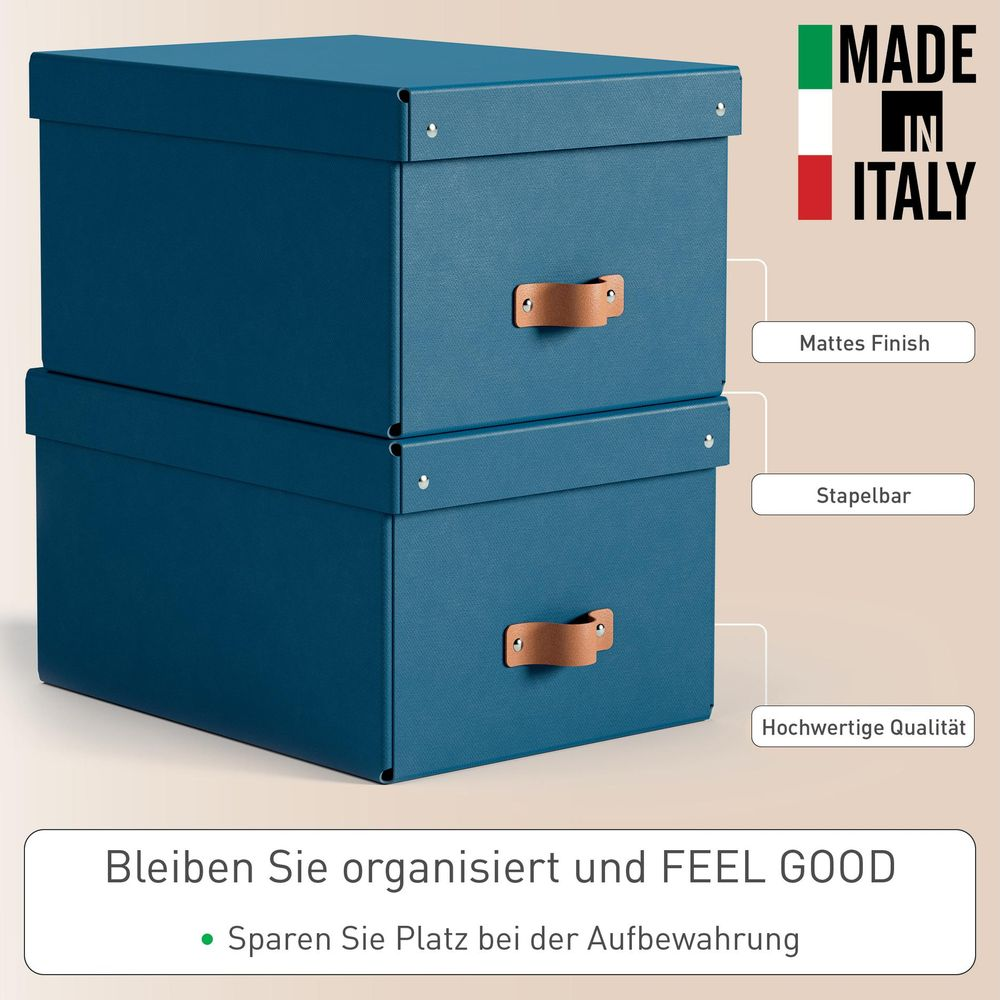 Zwei blaue Aufbewahrungsboxen mit Ledergriffen, Made in Italy.