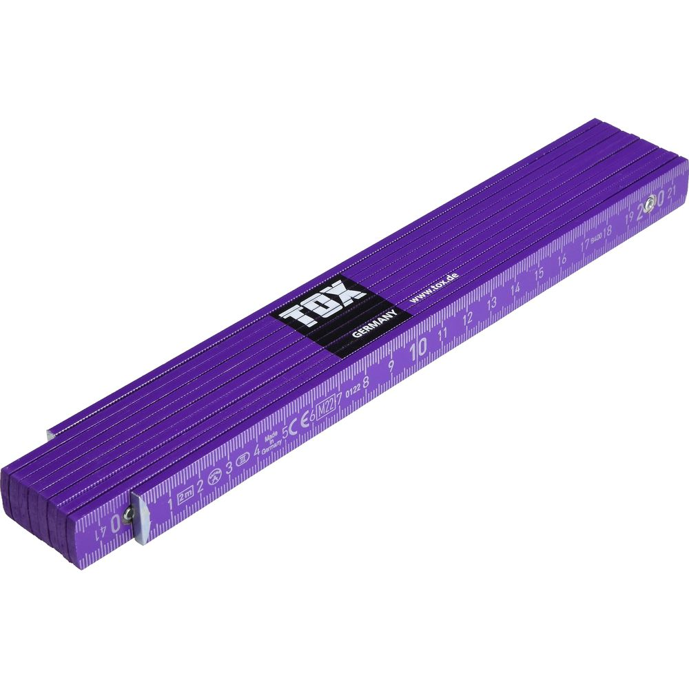 Ein geschlossenes, lila Klappmaßband mit schwarzen Markierungen und dem TOX-Logo.