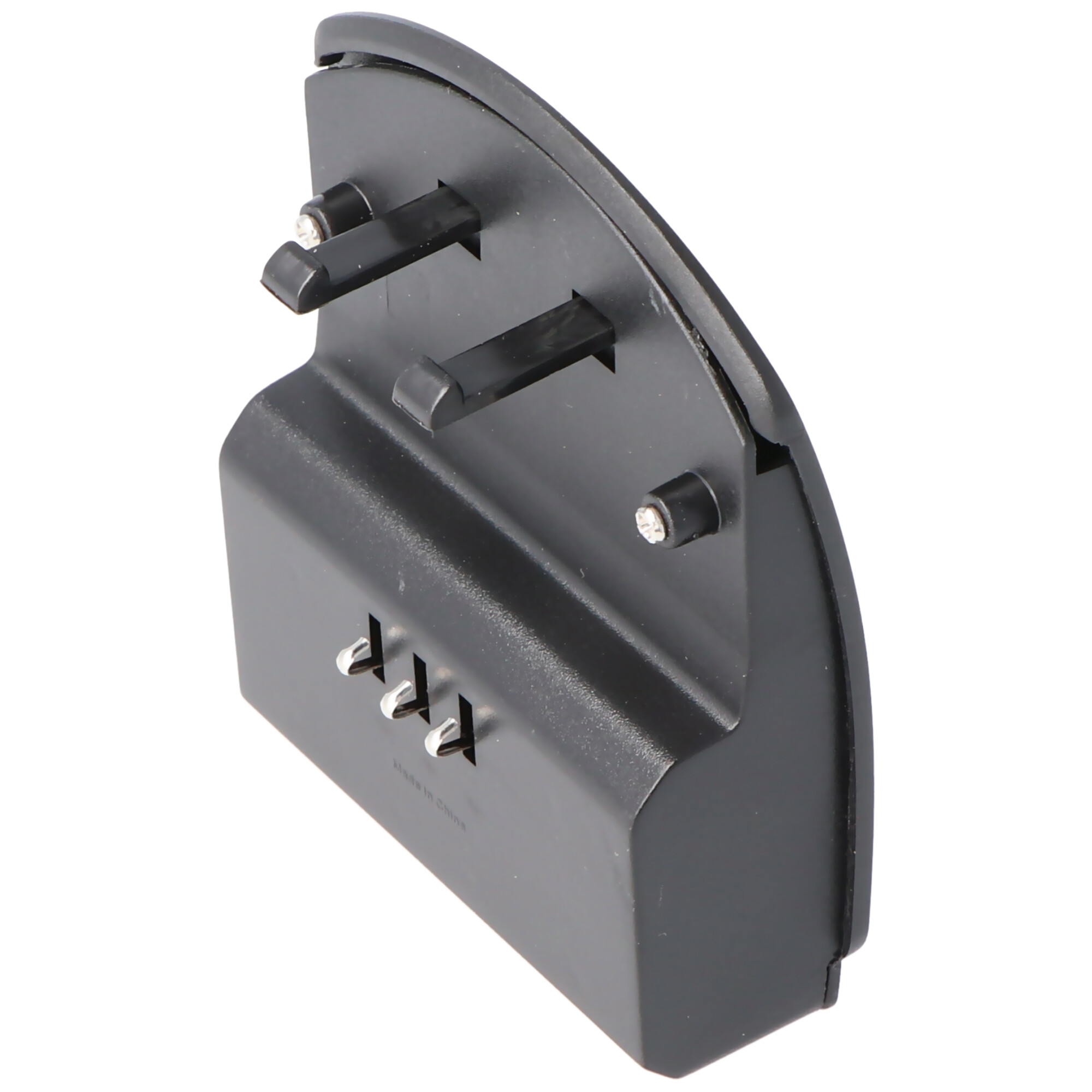 Ein schwarzer Netzsteckeradapter mit drei Stiften an der Vorderseite und zwei Stiften oben.