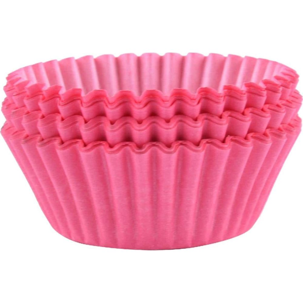 Mehrere gestapelte rosa Muffinförmchen mit Wellenrand.