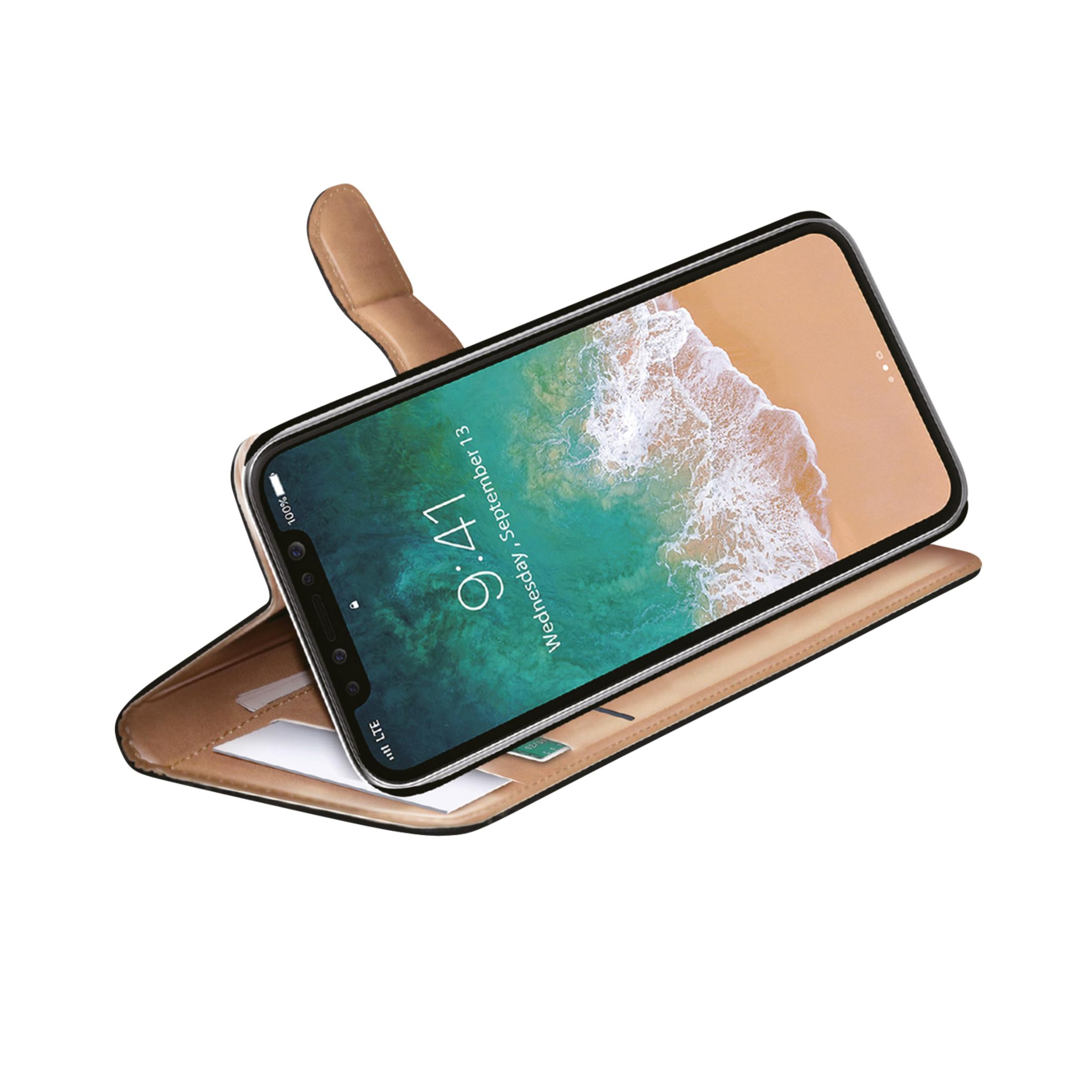Ein braunes Handy-Flipcase mit einem Smartphone, das einen Strand zeigt.