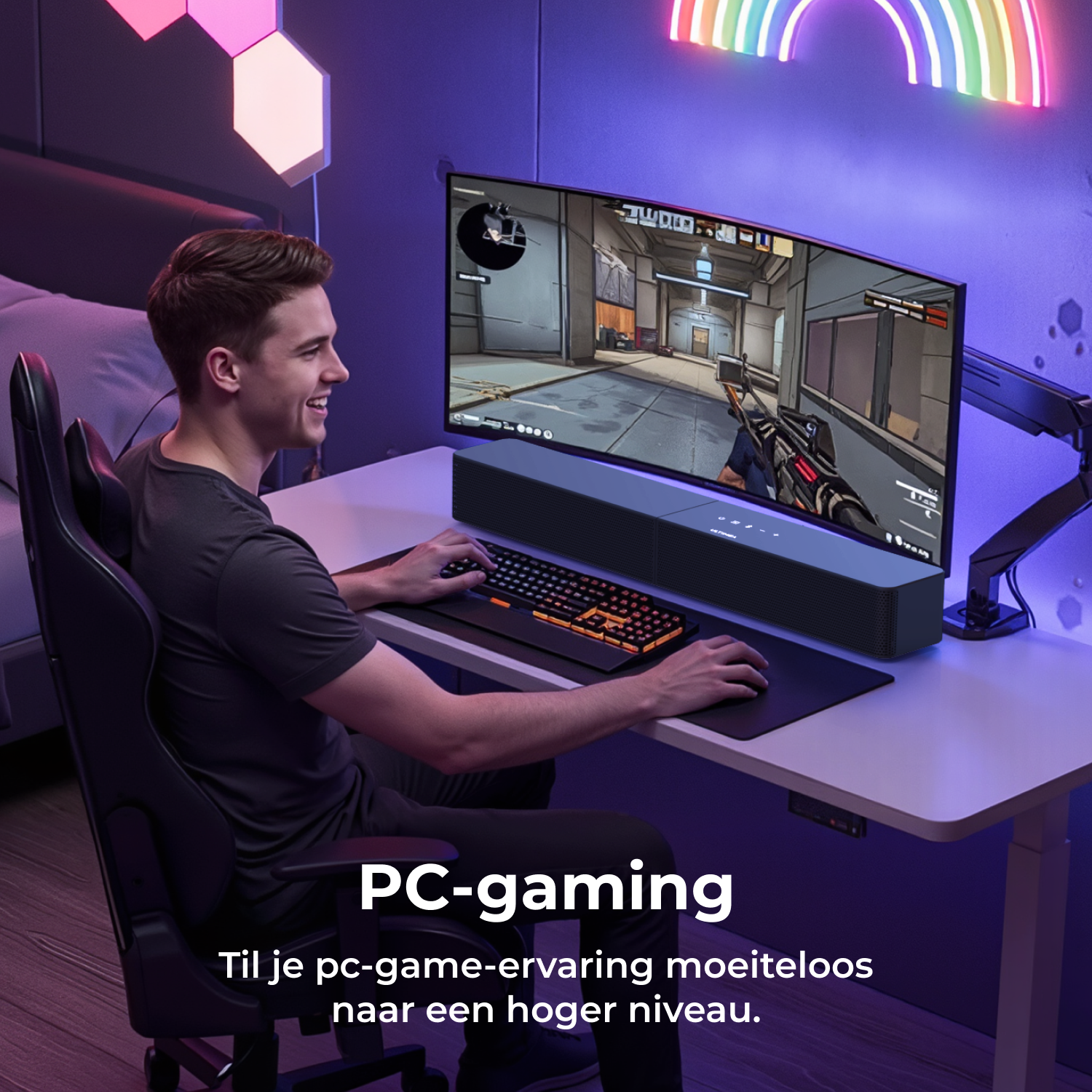 Man speelt videogame op gebogen monitor, verlicht door neonlampen.