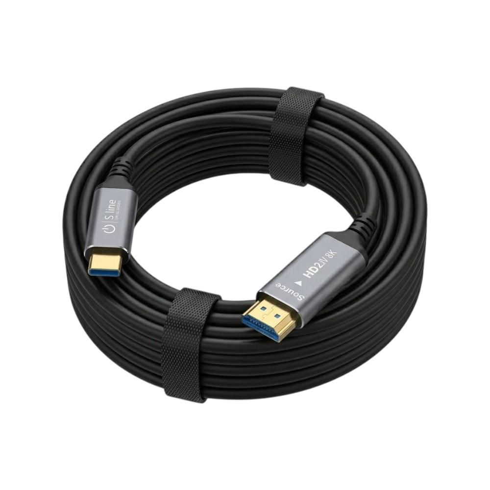 Cırt cırtlı bantlarla sarılmış siyah HDMI 2.1 kablo, USB-C ve HDMI konektörleri görünüyor.