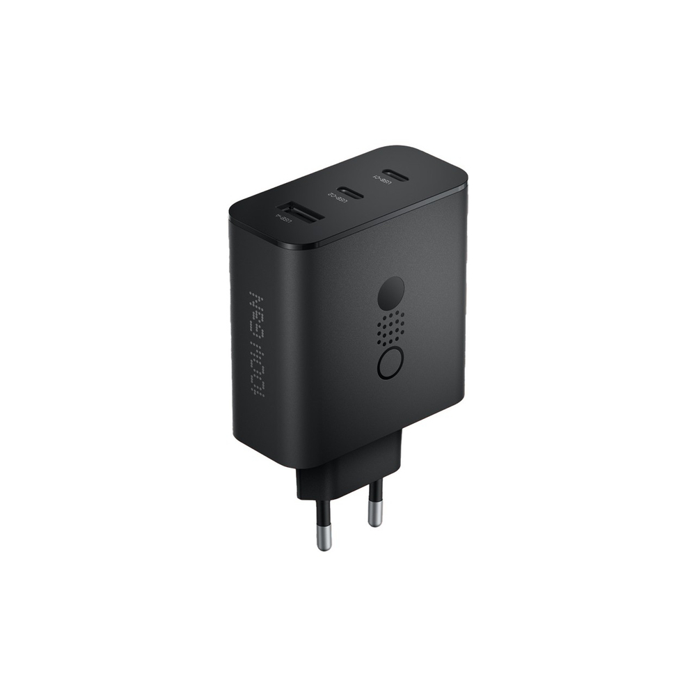 USB-C ve USB-A portlu siyah şarj cihazı, 100W ibareli.