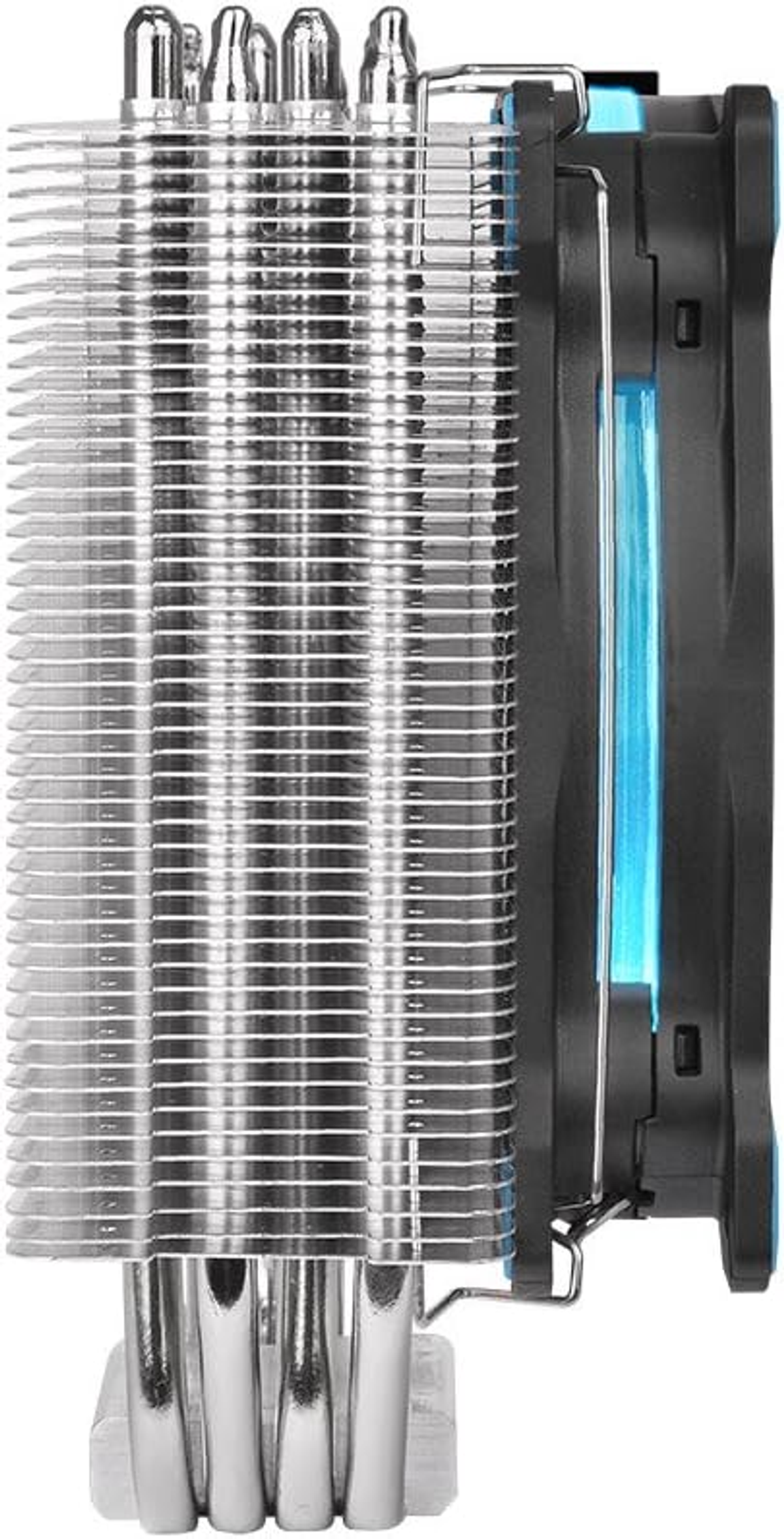 Gümüş CPU soğutucu, mavi aydınlatmalı fan ve metal kanatçıklara sahip.