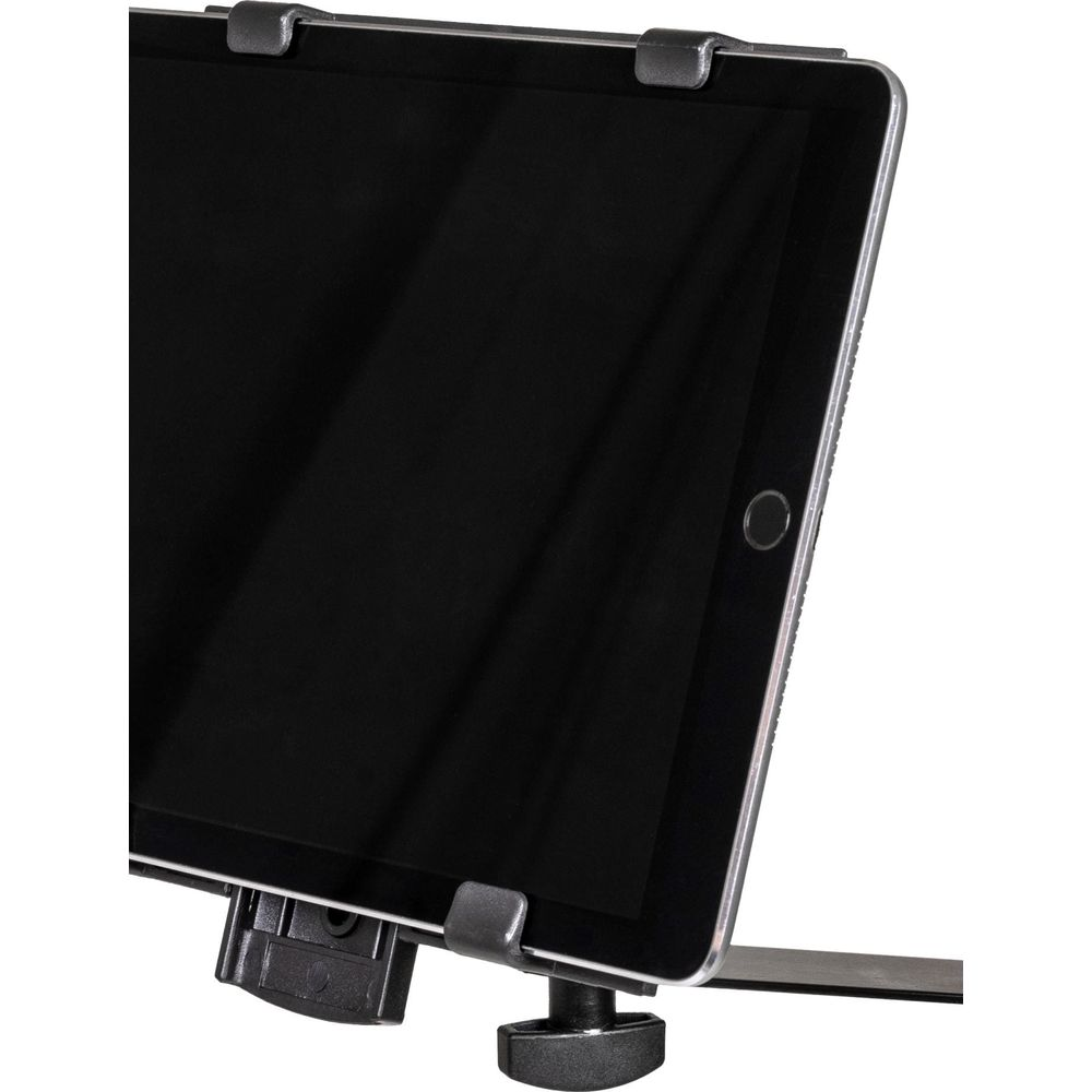 Une tablette noire montée dans un support. L'écran est noir.