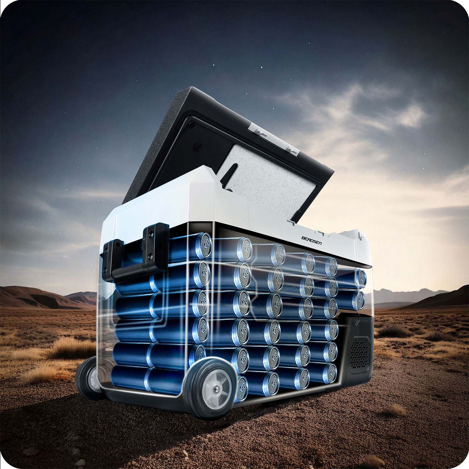 Prototyp lodówki z wieloma niebieskimi puszkami, na kołach, w pustynnym krajobrazie.