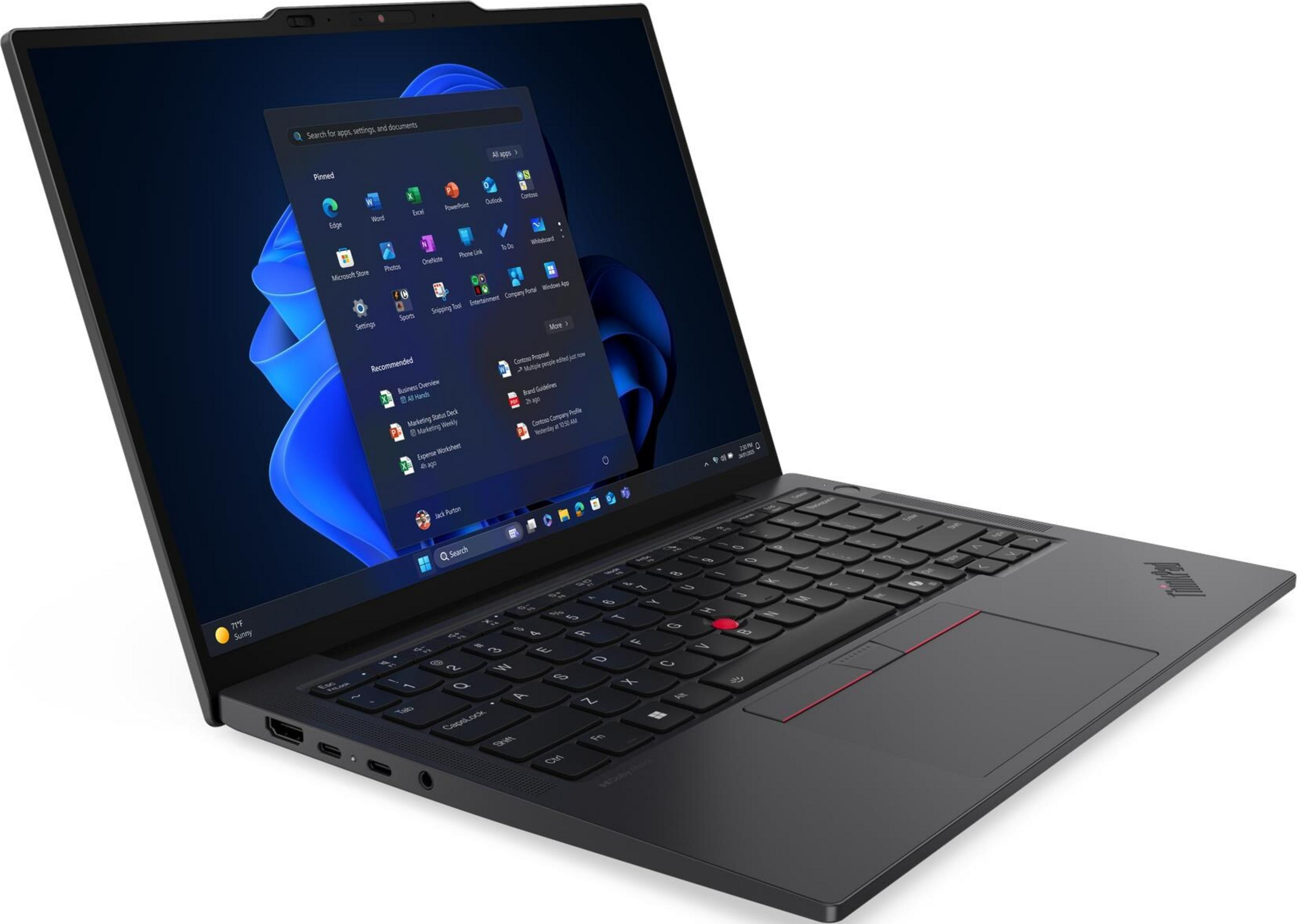 Schwarzer Laptop mit Windows 11 Startmenü und Tastatur. Nahaufnahme.