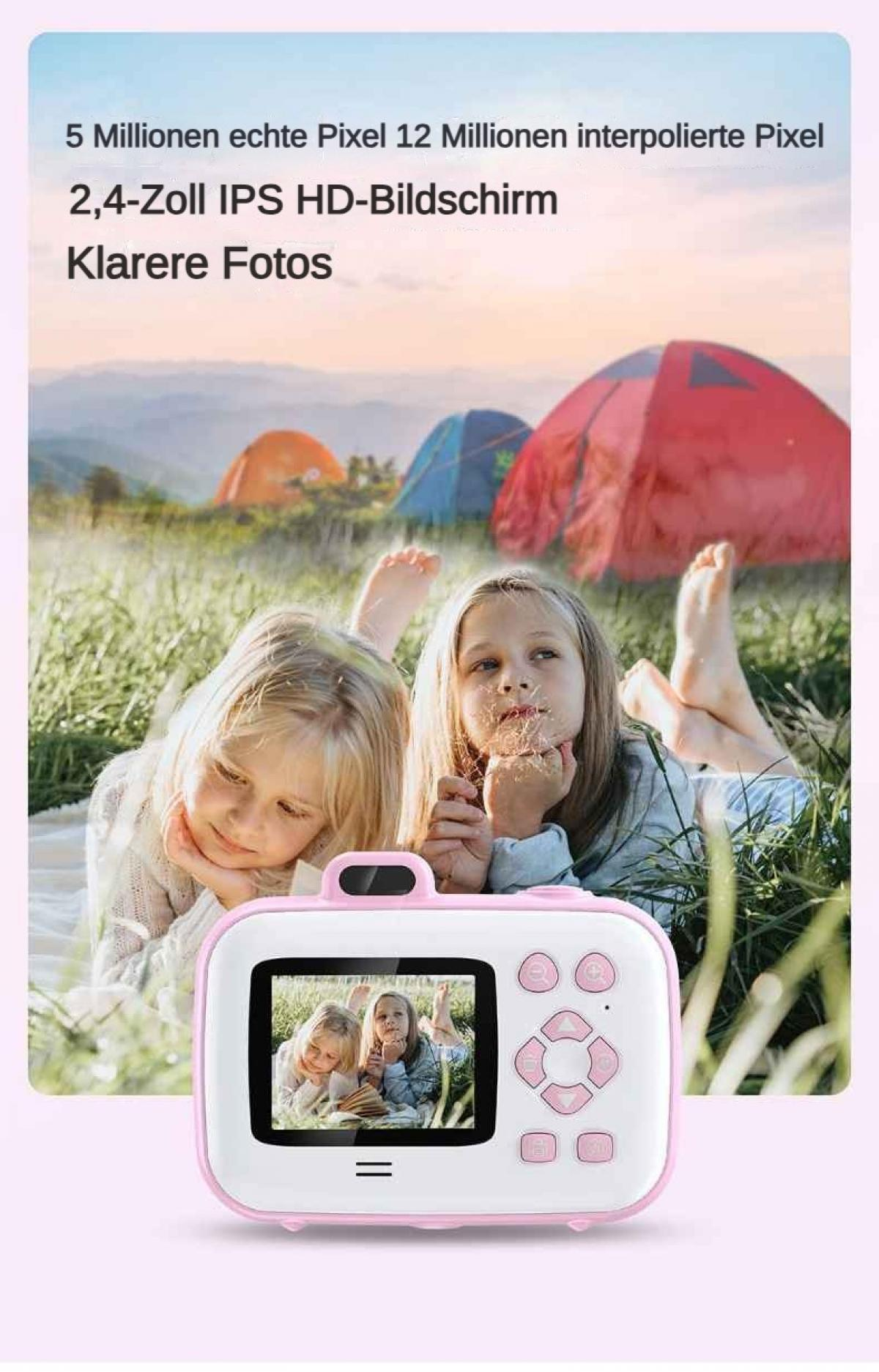 Zwei Mädchen liegen im Gras vor Zelten, eine rosa Kamera ist im Vordergrund.
