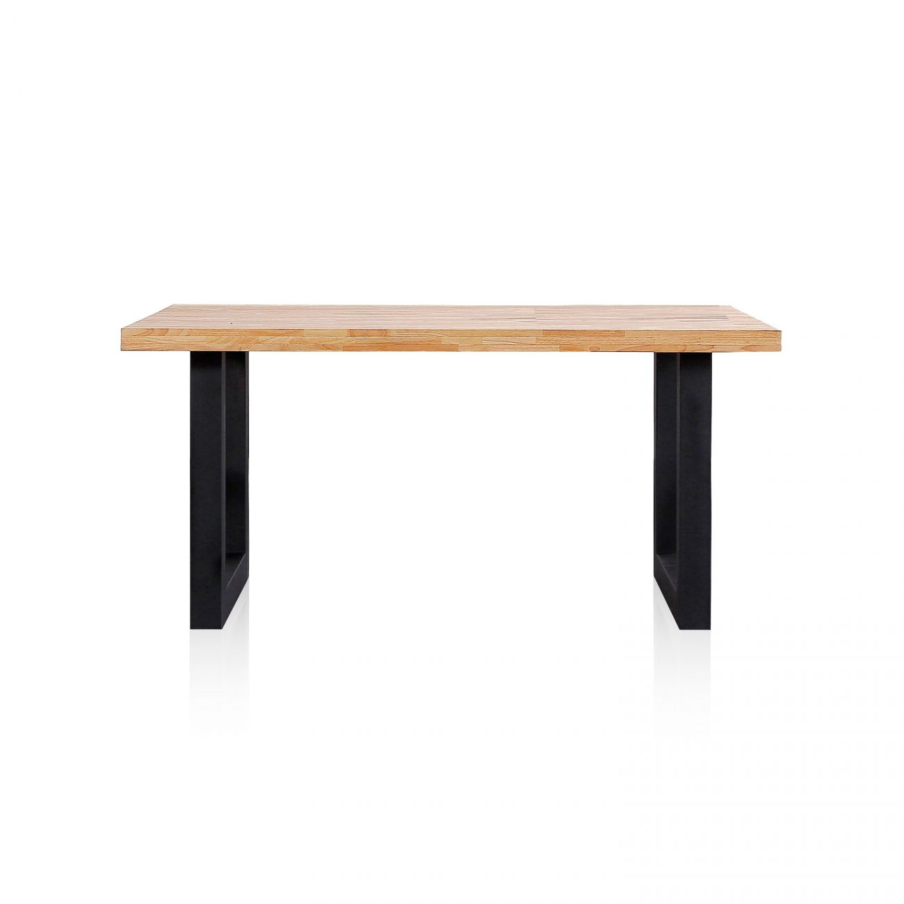 Una mesa de madera con patas de metal negro sobre fondo blanco.