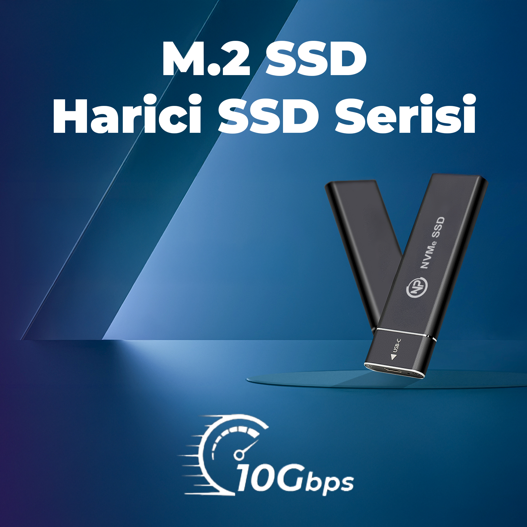 USB-C bağlantılı ve 10 Gbps göstergeli iki siyah M.2 NVMe SSD.