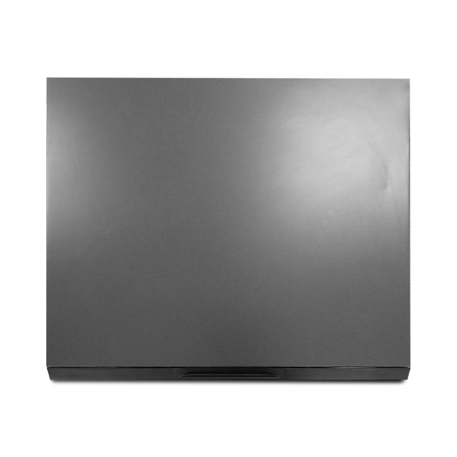 Geschlossener, dunkler Laptop auf weißem Hintergrund.