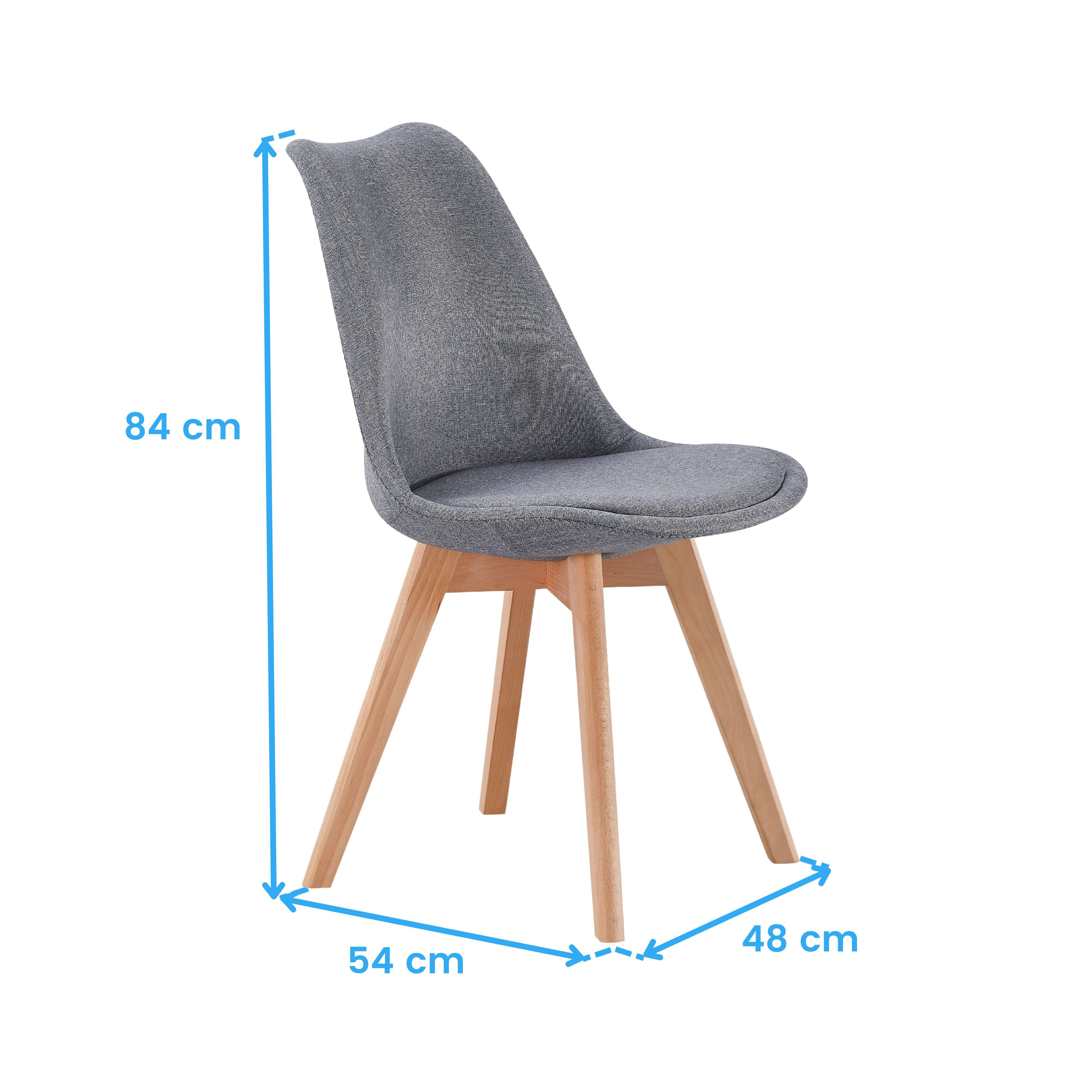 Silla de tela gris con patas de madera. Dimensiones: 84x54x48 cm.