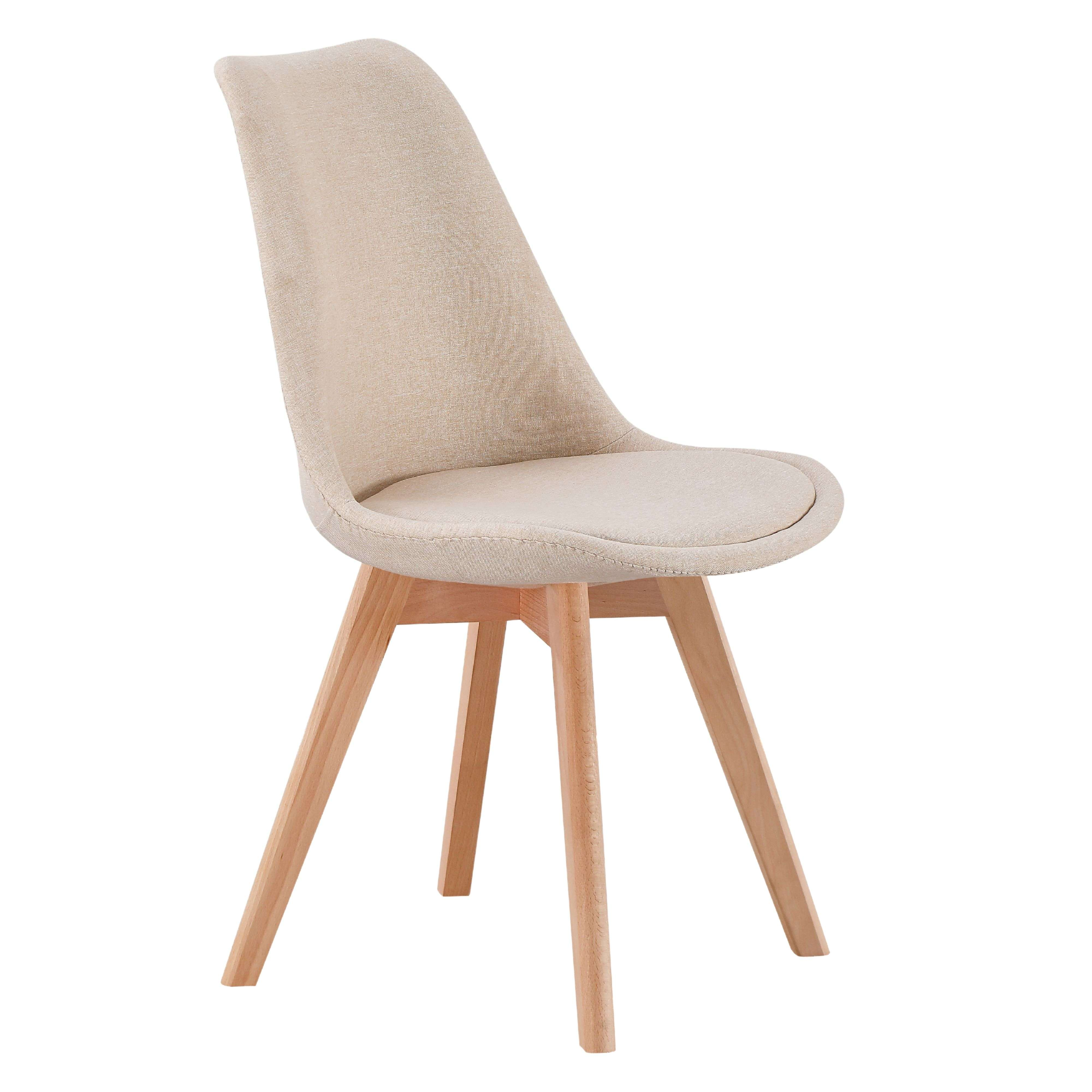 Una silla de tela beige con patas de madera.