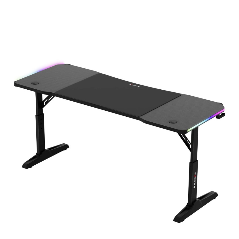 Czarny biurko gamingowe z oświetleniem RGB i regulowanymi nogami.