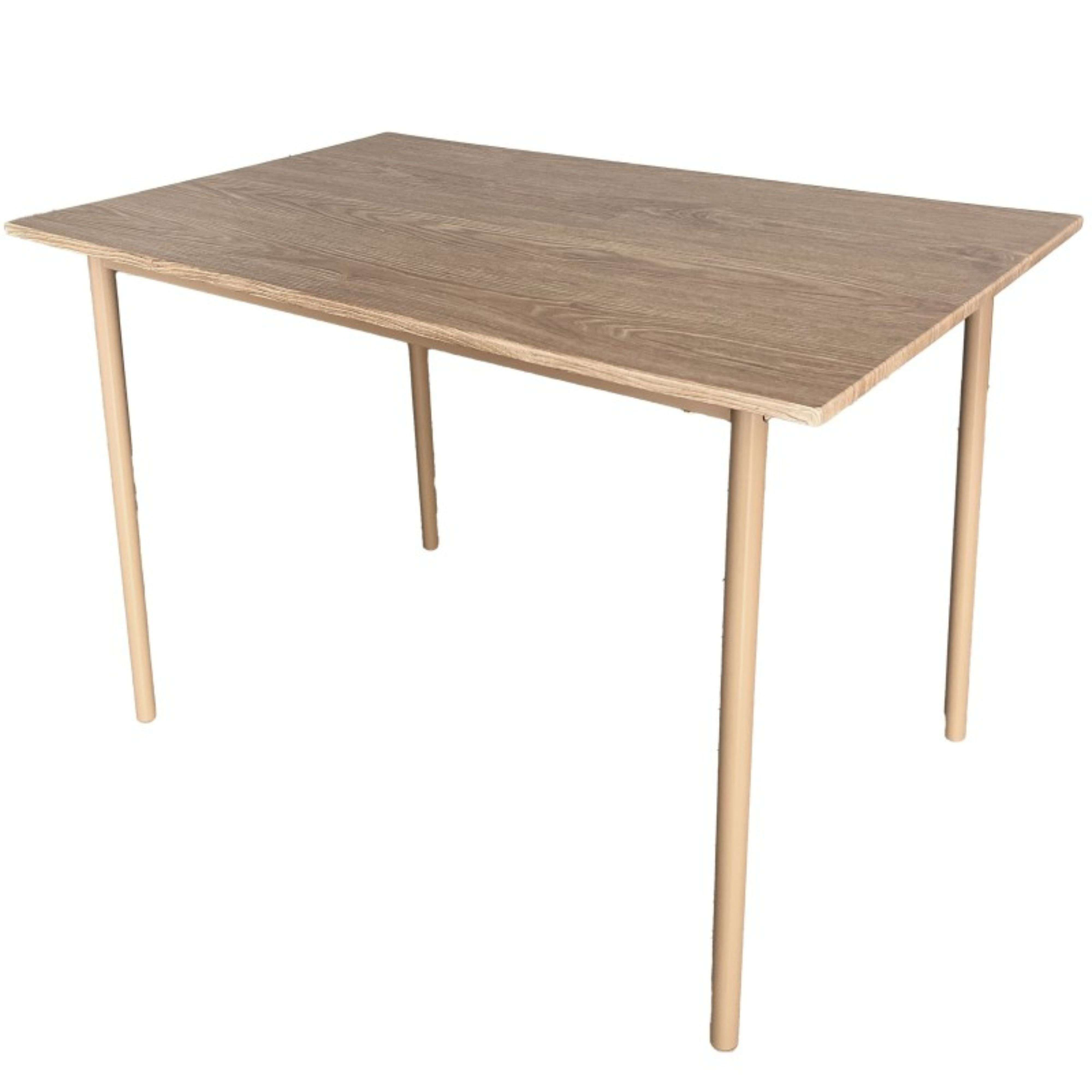 Una mesa rectangular de madera con cuatro patas de color marrón claro sobre fondo blanco.