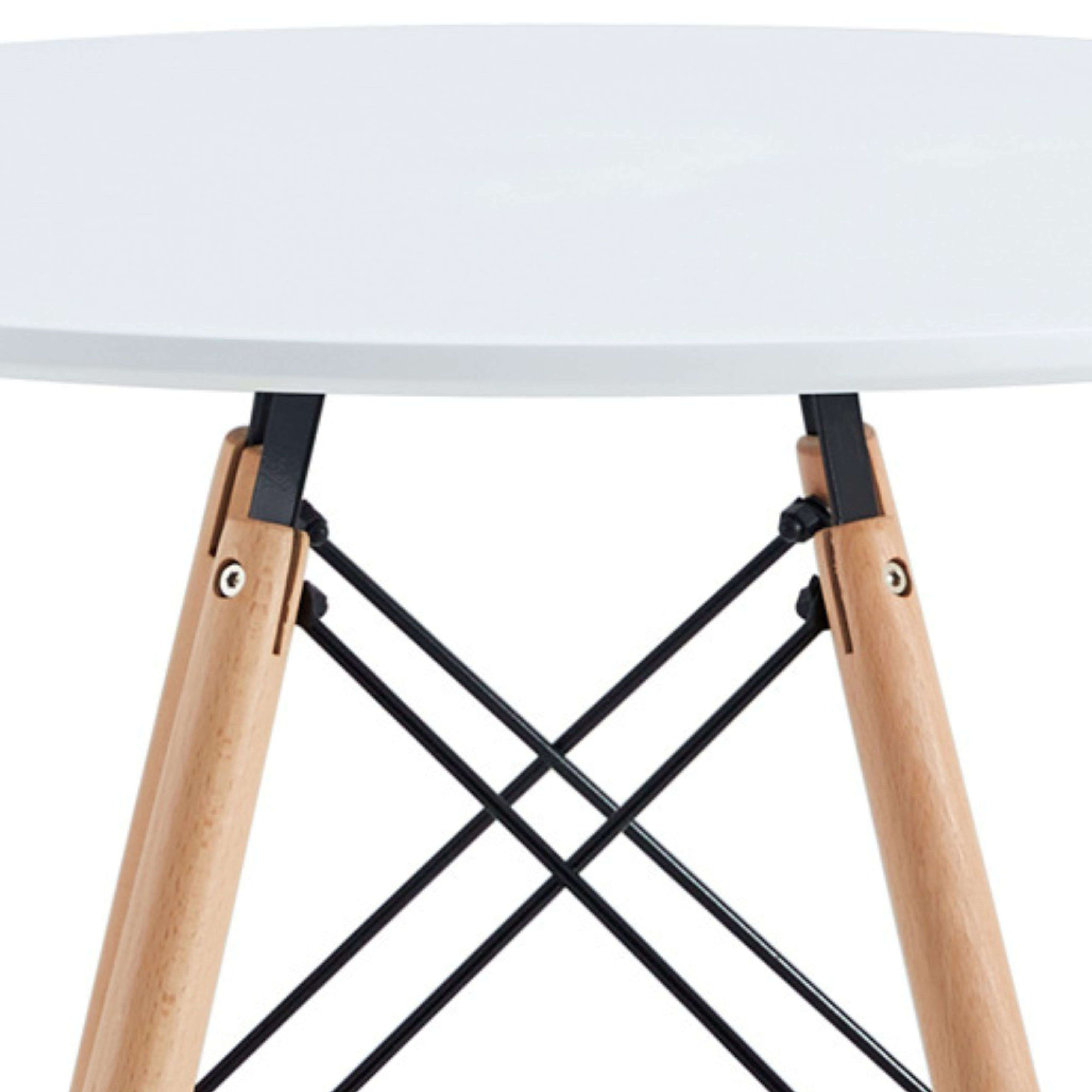 Tablero blanco con patas de madera y soporte cruzado de metal negro.