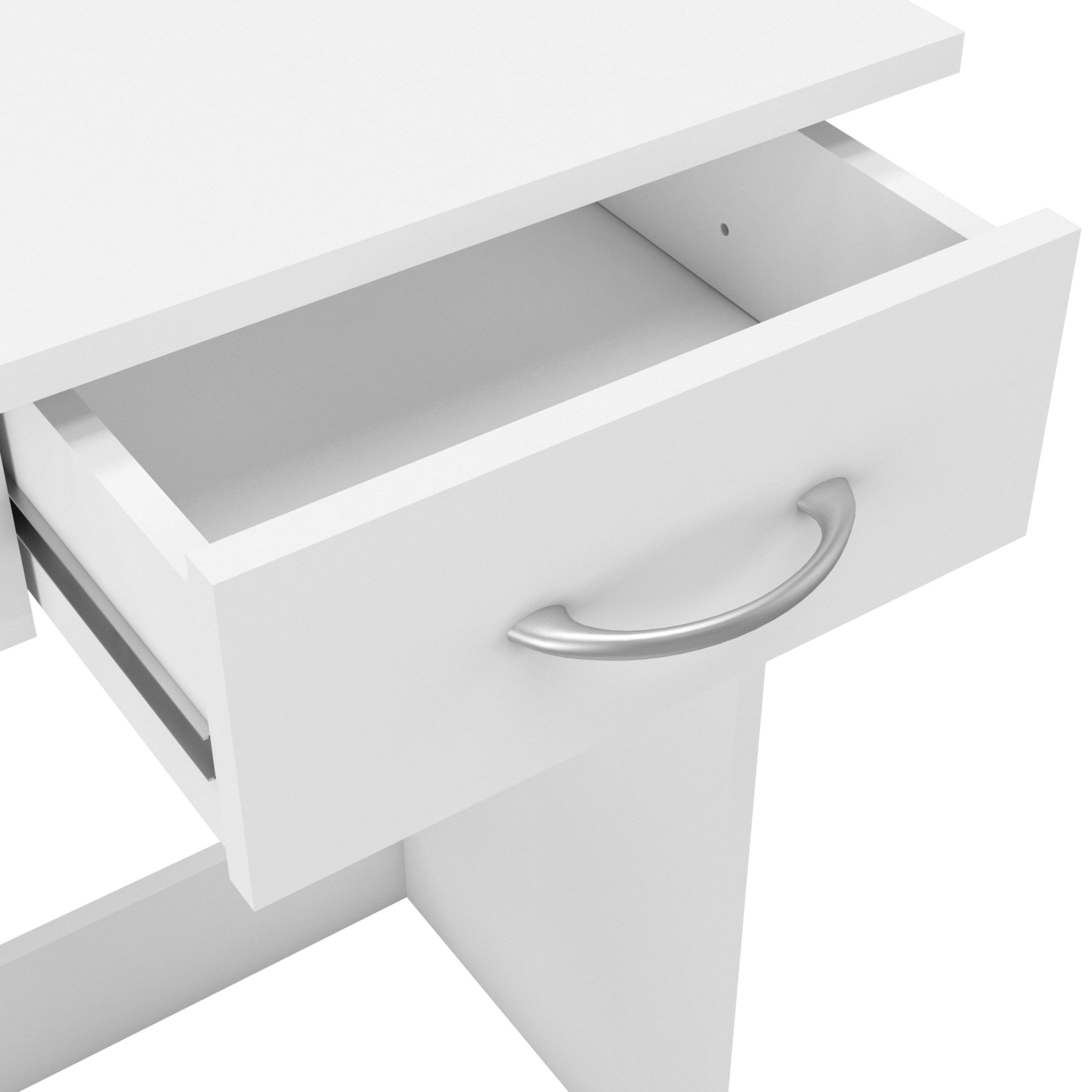 Un escritorio blanco con un cajón abierto y un tirador plateado.