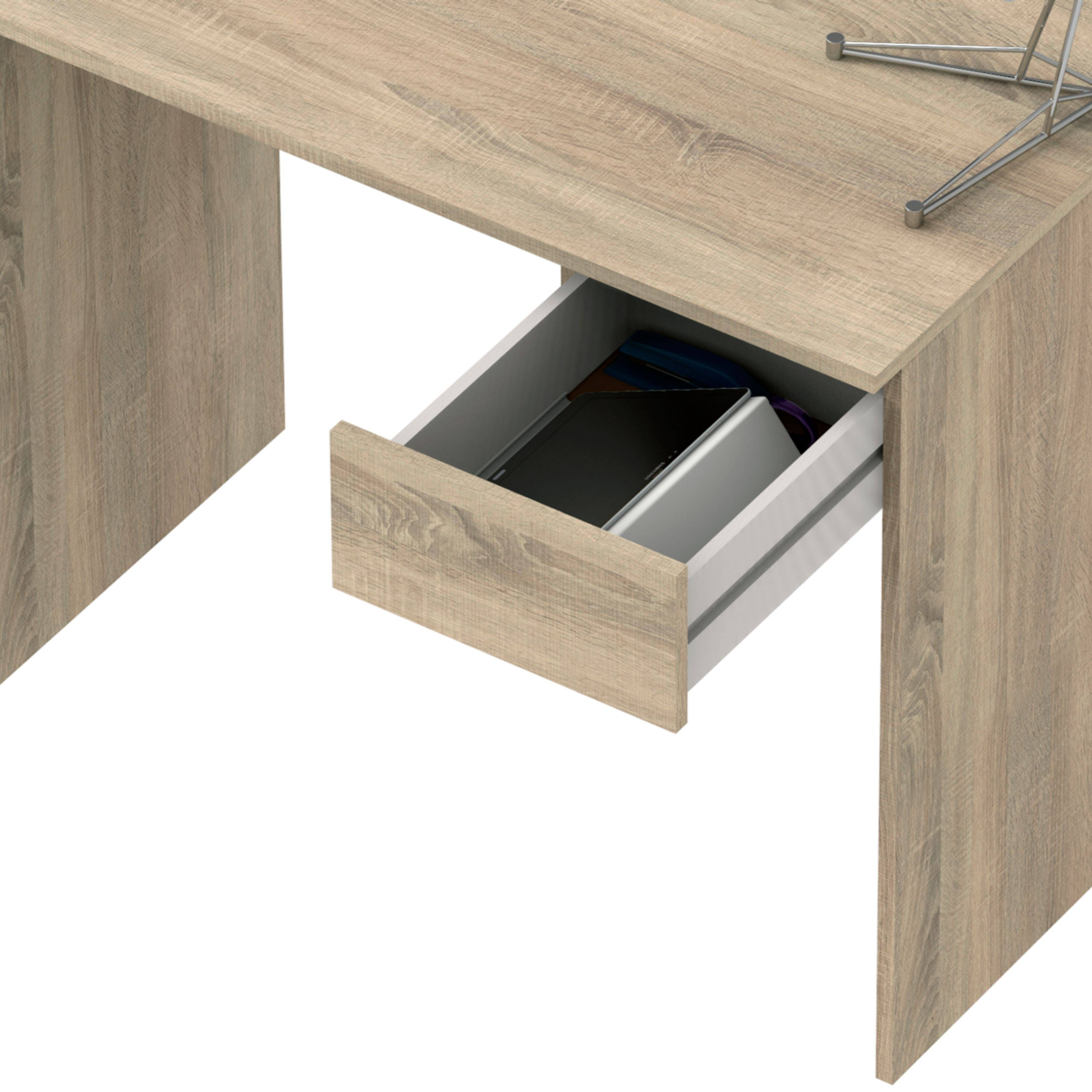 Escritorio de madera con cajón abierto que contiene un portátil y un objeto azul.